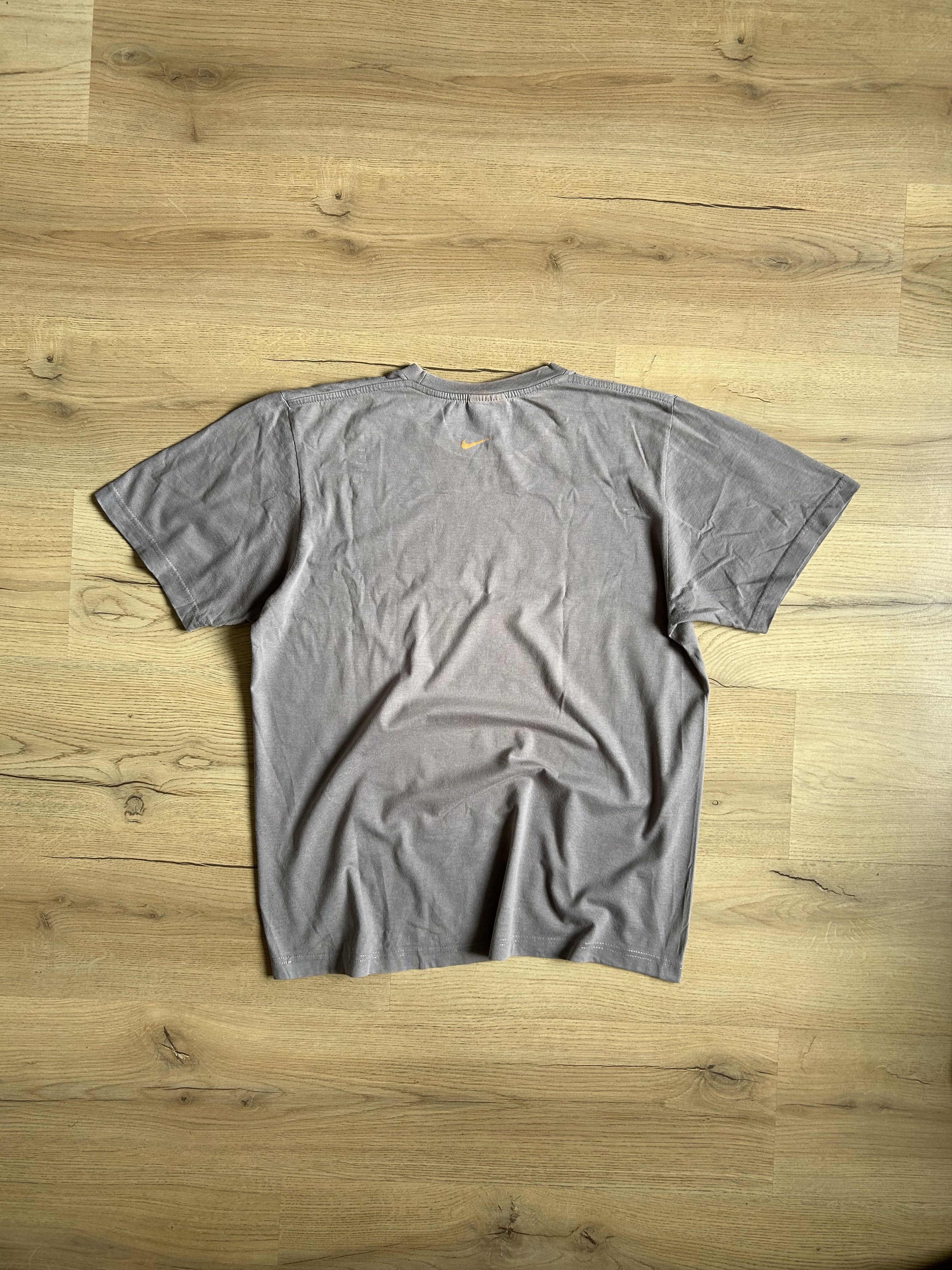 Nike Rare vintage 00' nike t-shirt tuned air Size US M / EU 48-50 / 2 - 4 Thumbnail