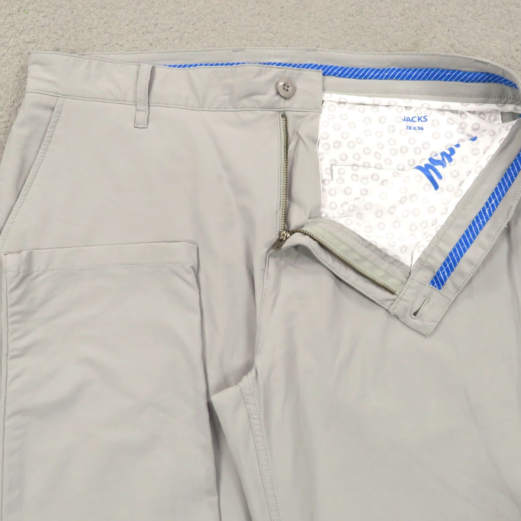 Vintage Mugsy Jeans Mens Slim 38x36 Gray Pants Straight Golf Performance Activewear Chino 5-Pocket Barely Used Size US 38 / EU 54 - 2 Thumbnail