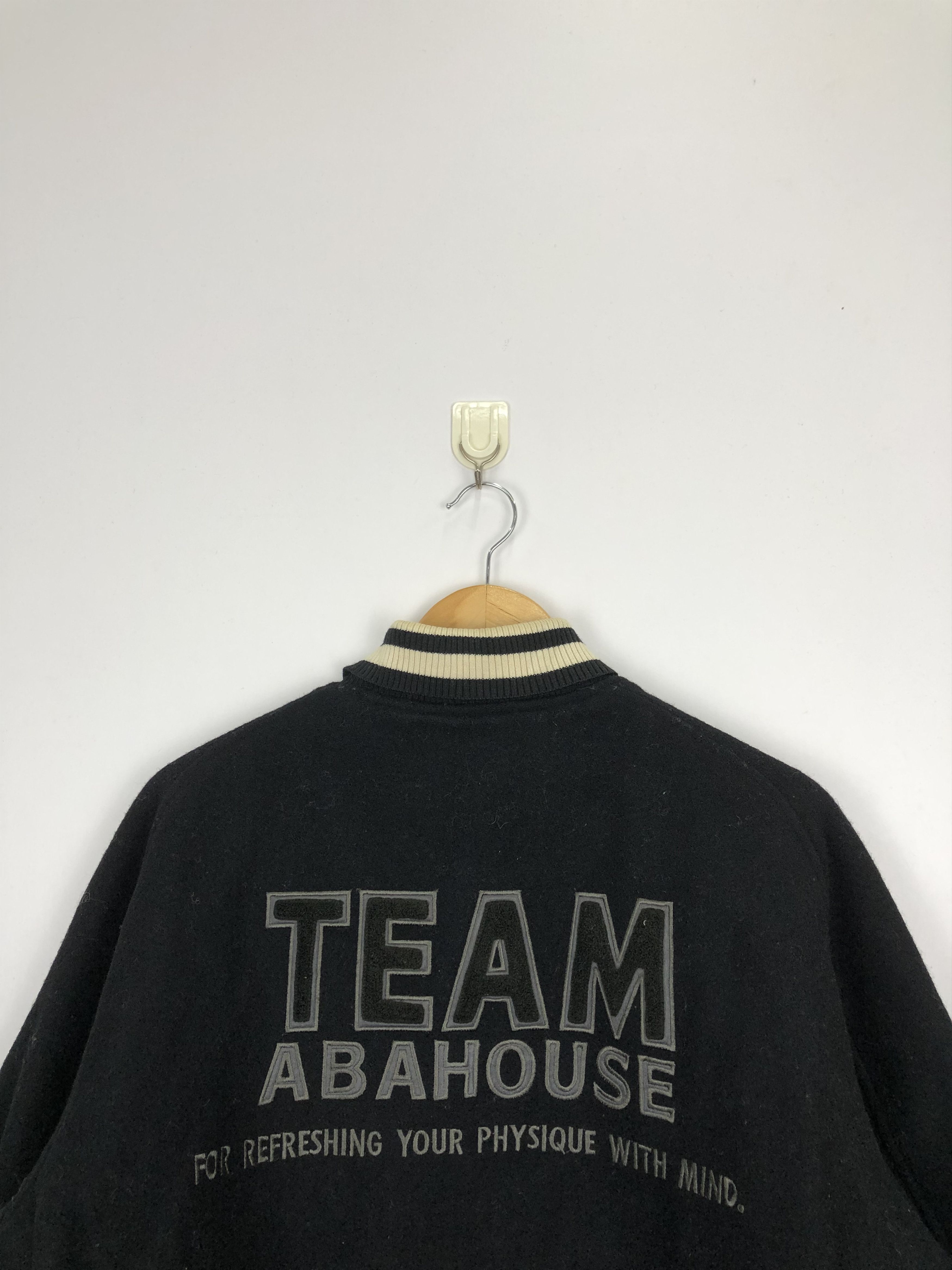 ABAHOUSE Vintage 90s Abahouse Team Varsity Jacket Big Logo V0361 Size US L / EU 52-54 / 3 - 3 Thumbnail