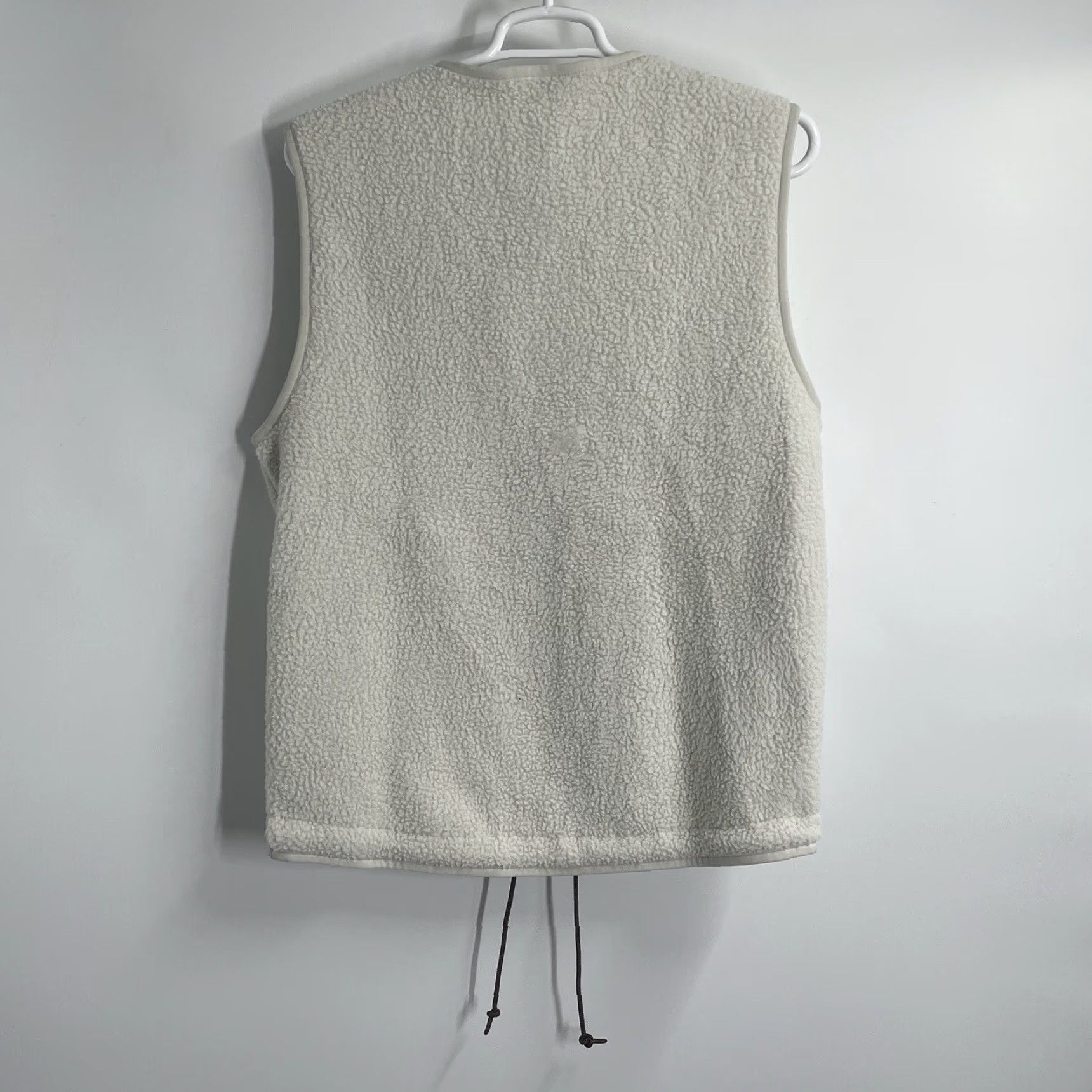 Nike Nike Sportswear Fleece Vest Men’s Medium Beige DD5025 Sport Essentials Activewear Vest Sleeveless Mid-Length Pockets Logo Size US M / EU 48-50 / 2 - 2 Thumbnail