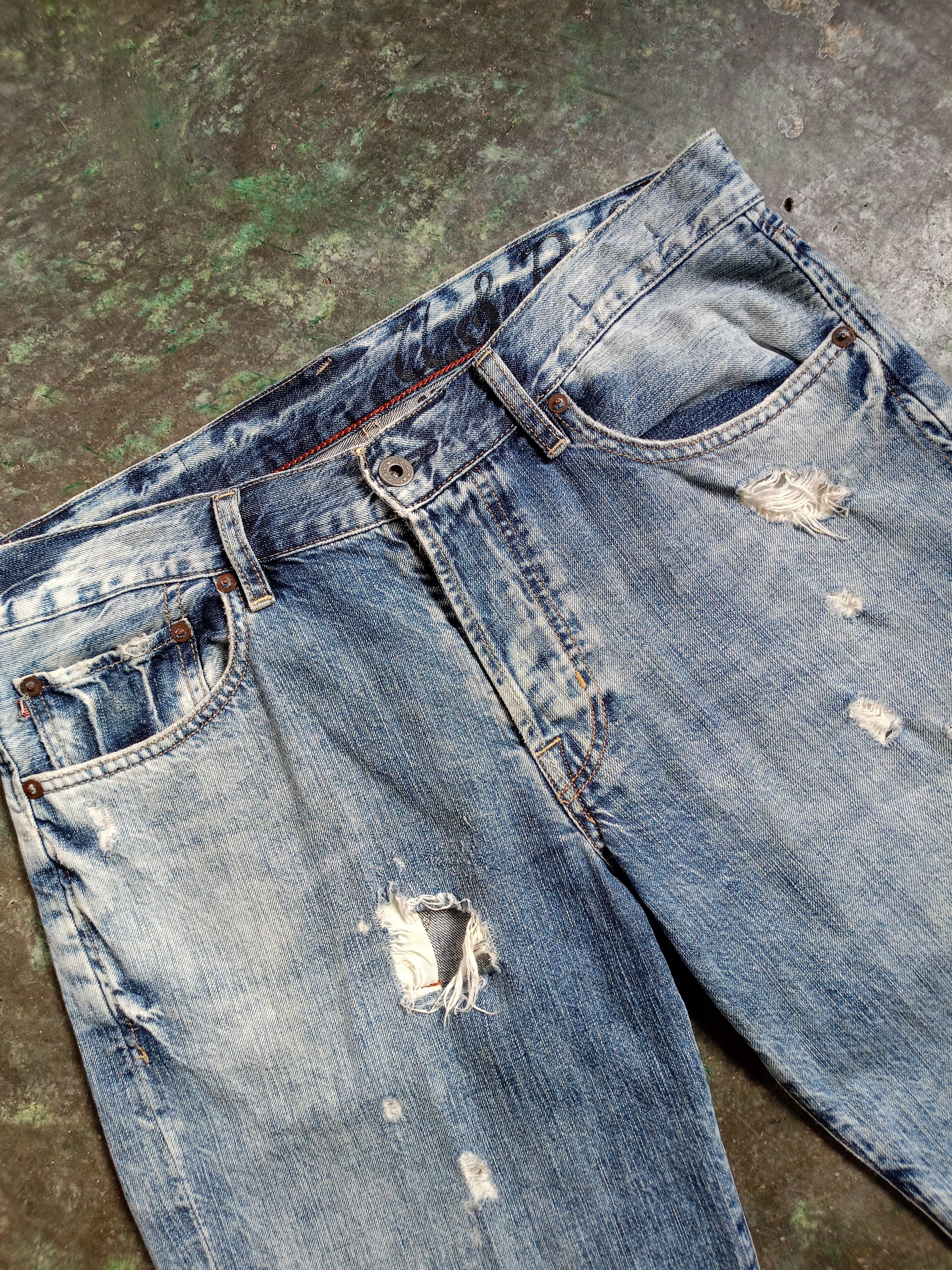 Ralph Lauren Ralph Lauren Distressed Denim Shorts Pants Size US 33 - 6 Thumbnail