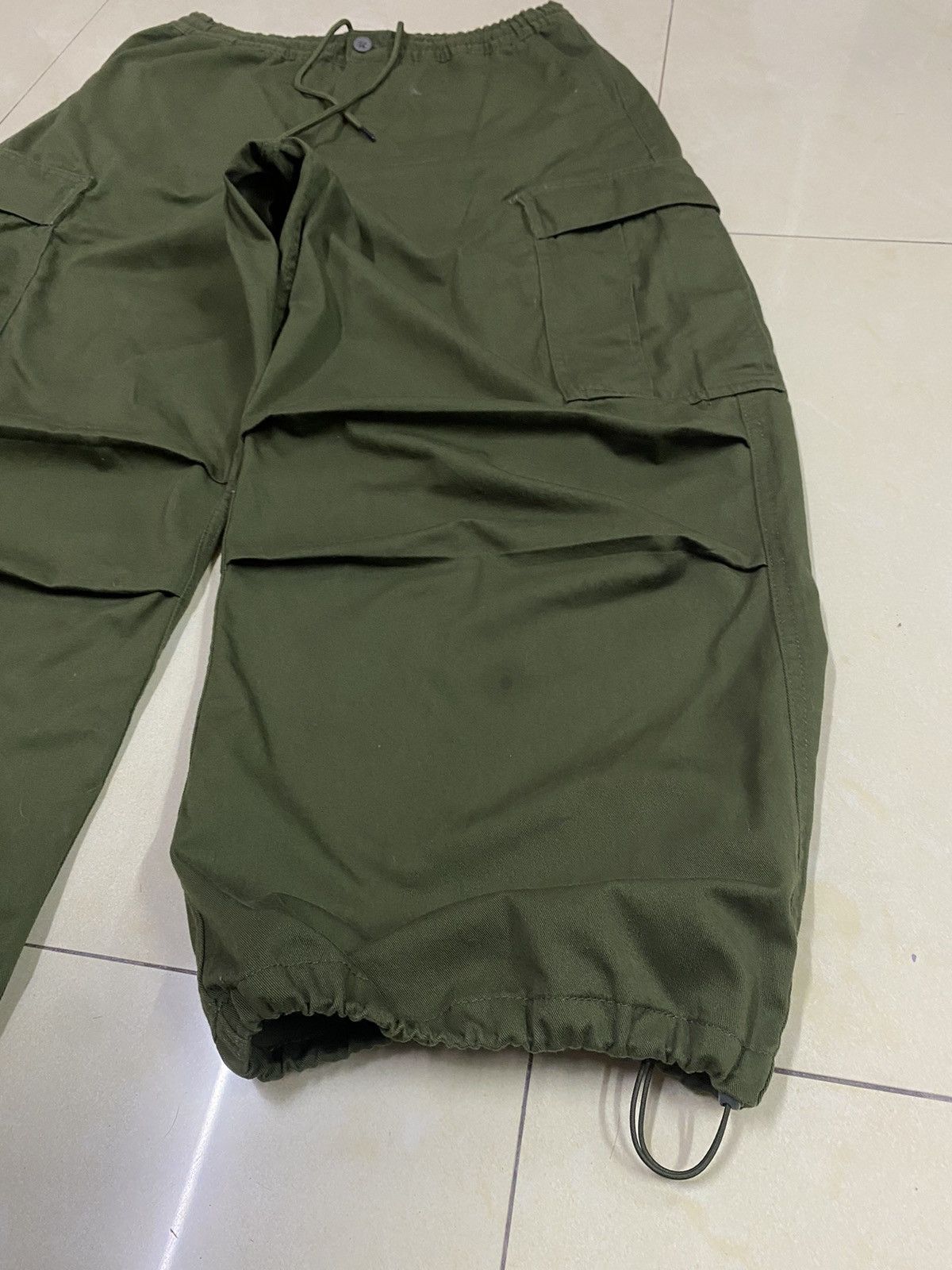 GU Japanese Brand Balloon Parachute Cargo Pants Size 30-34 Size US 34 / EU 50 - 3 Thumbnail