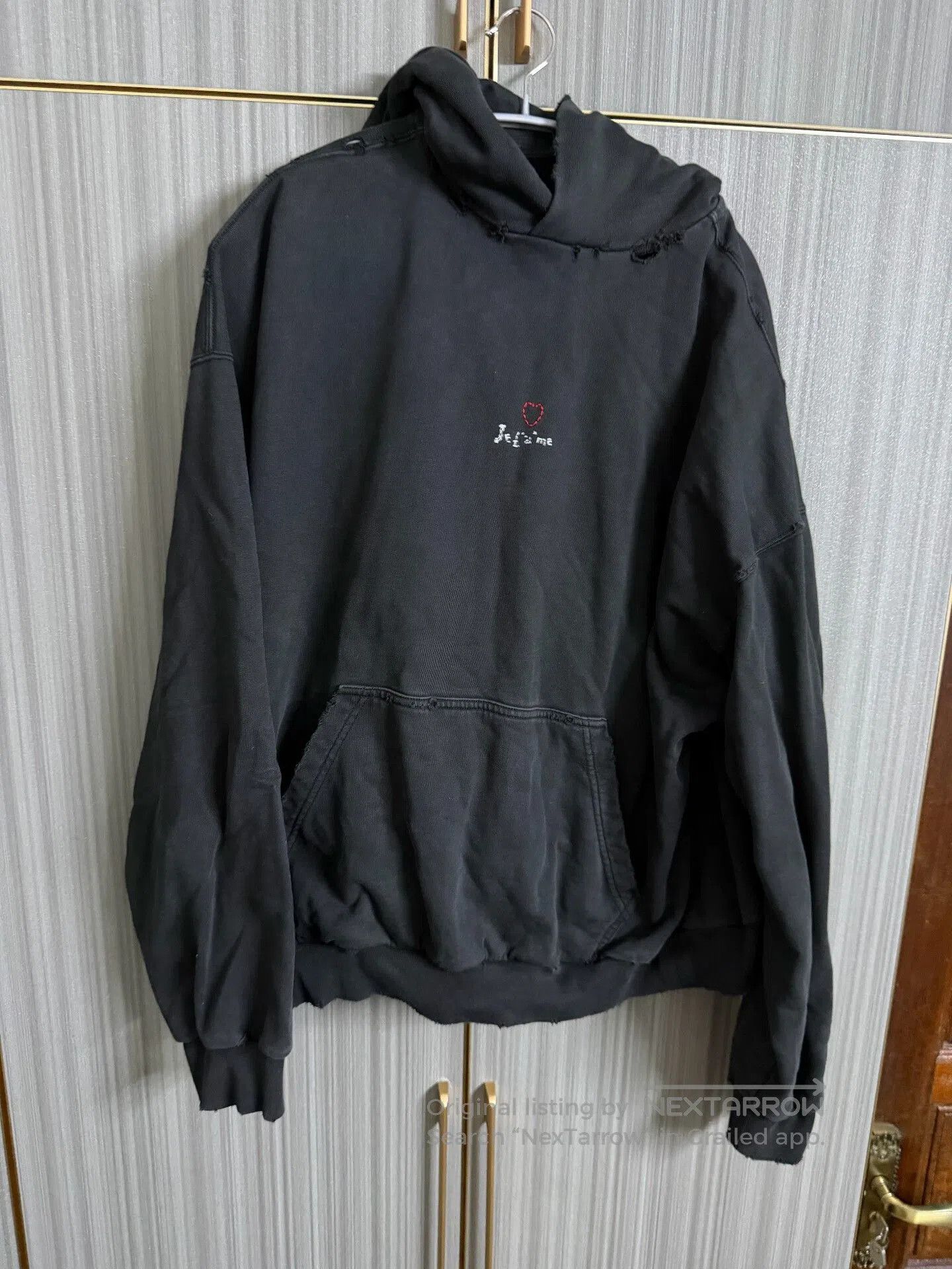 Gaelle Paris balenciaga valentine's day sweatshirt for casual wear. Size US M / EU 48-50 / 2 - 1 Thumbnail