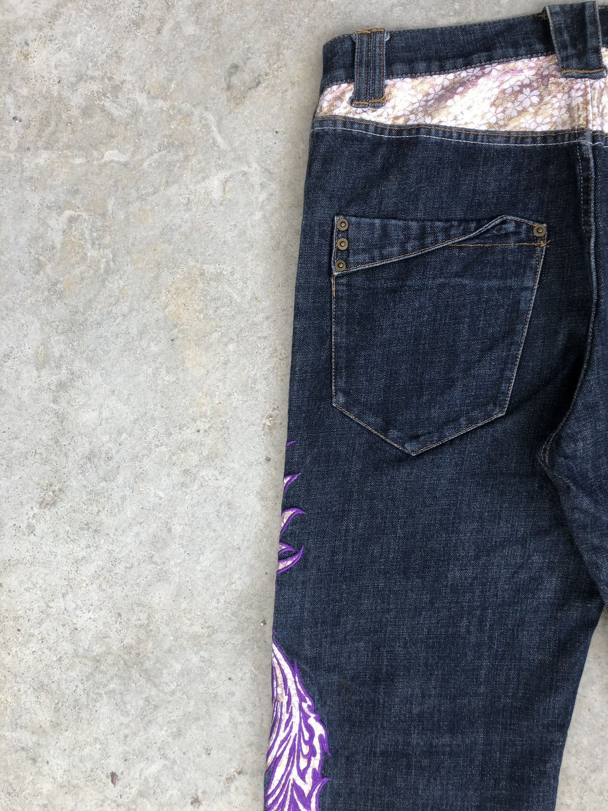 Karakuri Tamashii Karakuri Tamashii Embroidered Jeans Distressed Jeans Size US 32 / EU 48 - 12 Thumbnail