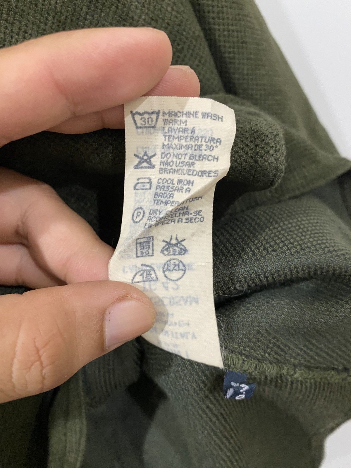 Armani ARMANI JEANS GIORGIO ARMANI • MILANO Size M / US 6-8 / IT 42-44 - 8 Thumbnail