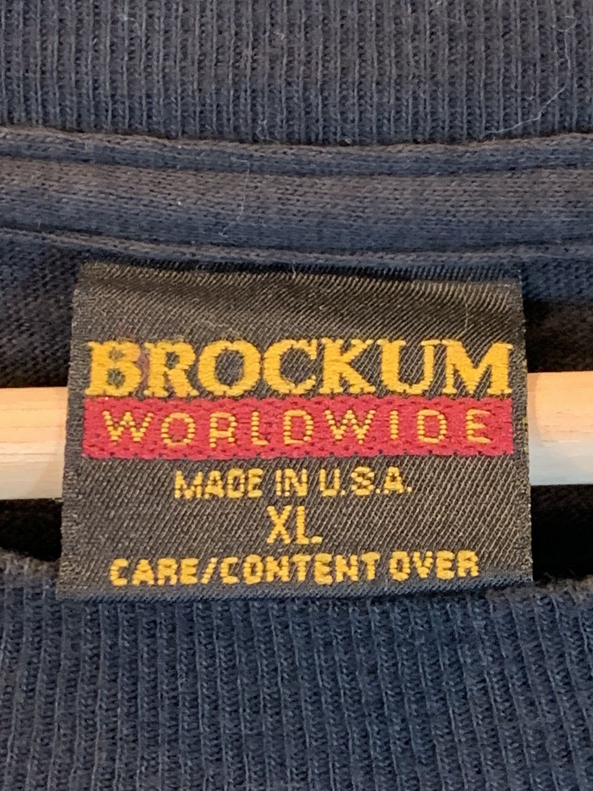 Brockum × Pink Floyd × Vintage RARE Vintage 90s Pink Floyd Dark Side Of The Moon Tour Shirt Size US XL / EU 56 / 4 - 10 Thumbnail