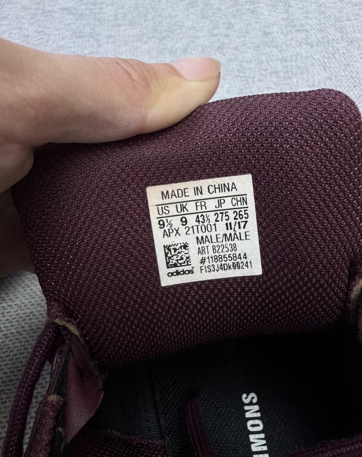 Adidas Adidas Raf Simons Ozweego Burgundy colorway K37 Size US 9.5 / EU 42-43 - 6 Thumbnail