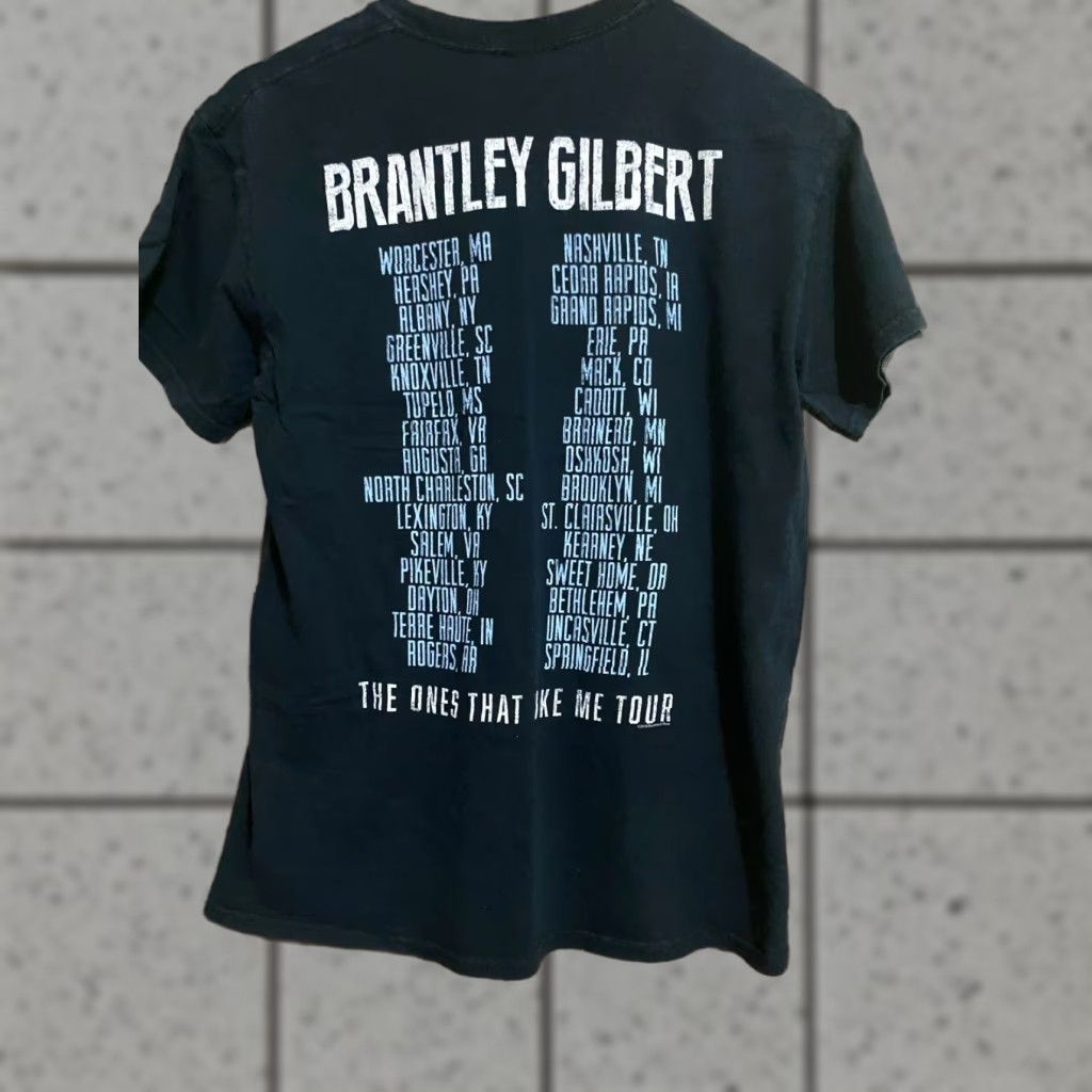 Vintage Brantley Gilbert The Ones That Like Me Tour Country Concert 2018 Medium T-Shirt Mens Black Crew Neck Short Sleeve Cotton Shirt Size US M / EU 48-50 / 2 - 1 Thumbnail