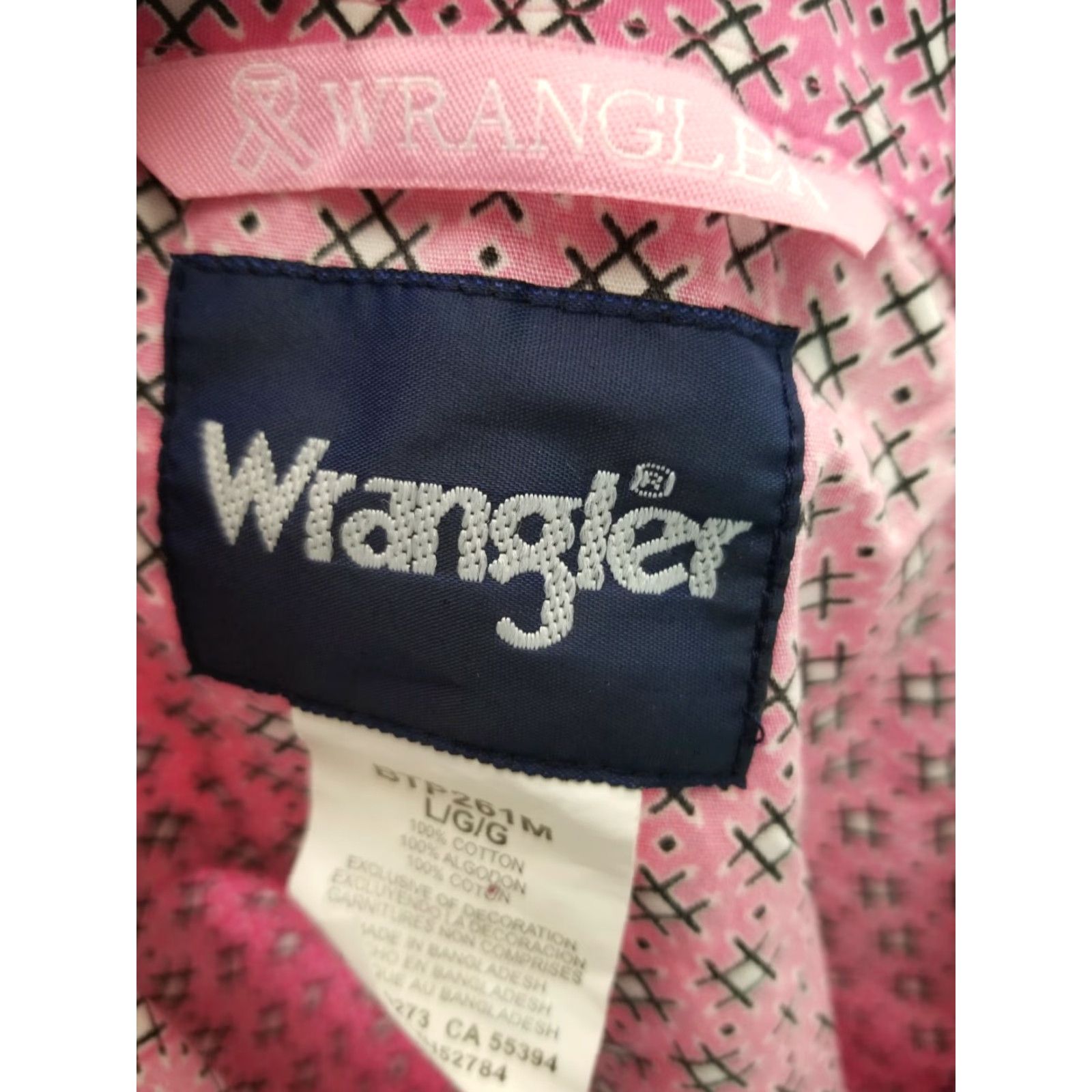 Wrangler Womens L Wrangler Pink Breast Cancer Awareness Pearl Snap Western Shirt Size L / US 10 / IT 46 - 4 Thumbnail