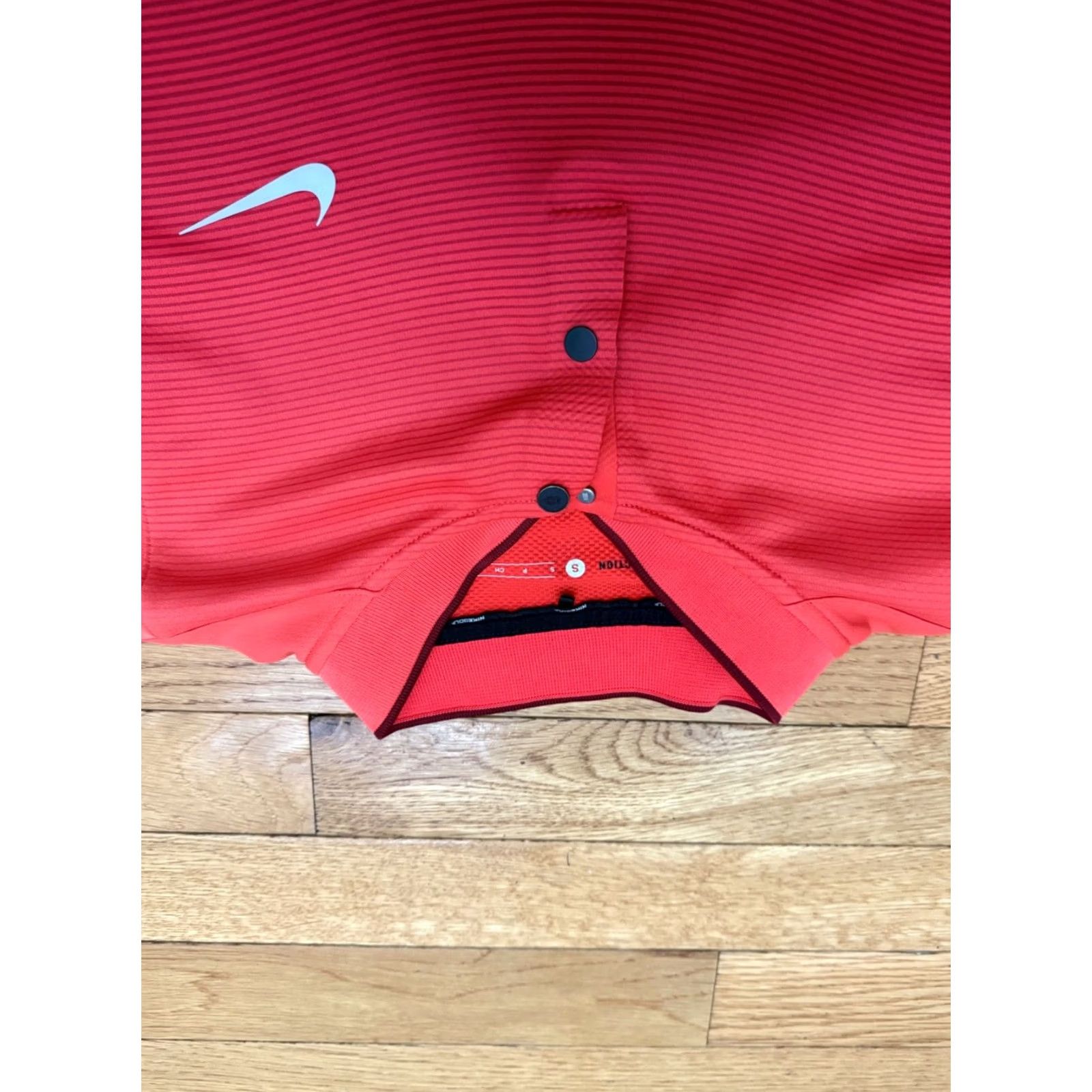 Nike Nike Golf Polo Shirt Mens S Red Dri-FIT Tiger Woods V Pattern Coral Size US S / EU 44-46 / 1 - 4 Thumbnail
