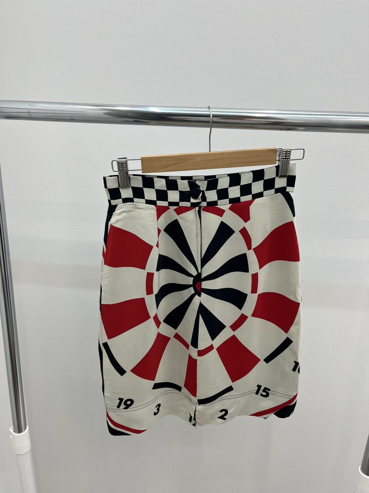 Moschino Vintage 90s Moschino Cheap and Chic Dart Board Skirt Size 28" / US 6 / IT 42 - 2 Thumbnail