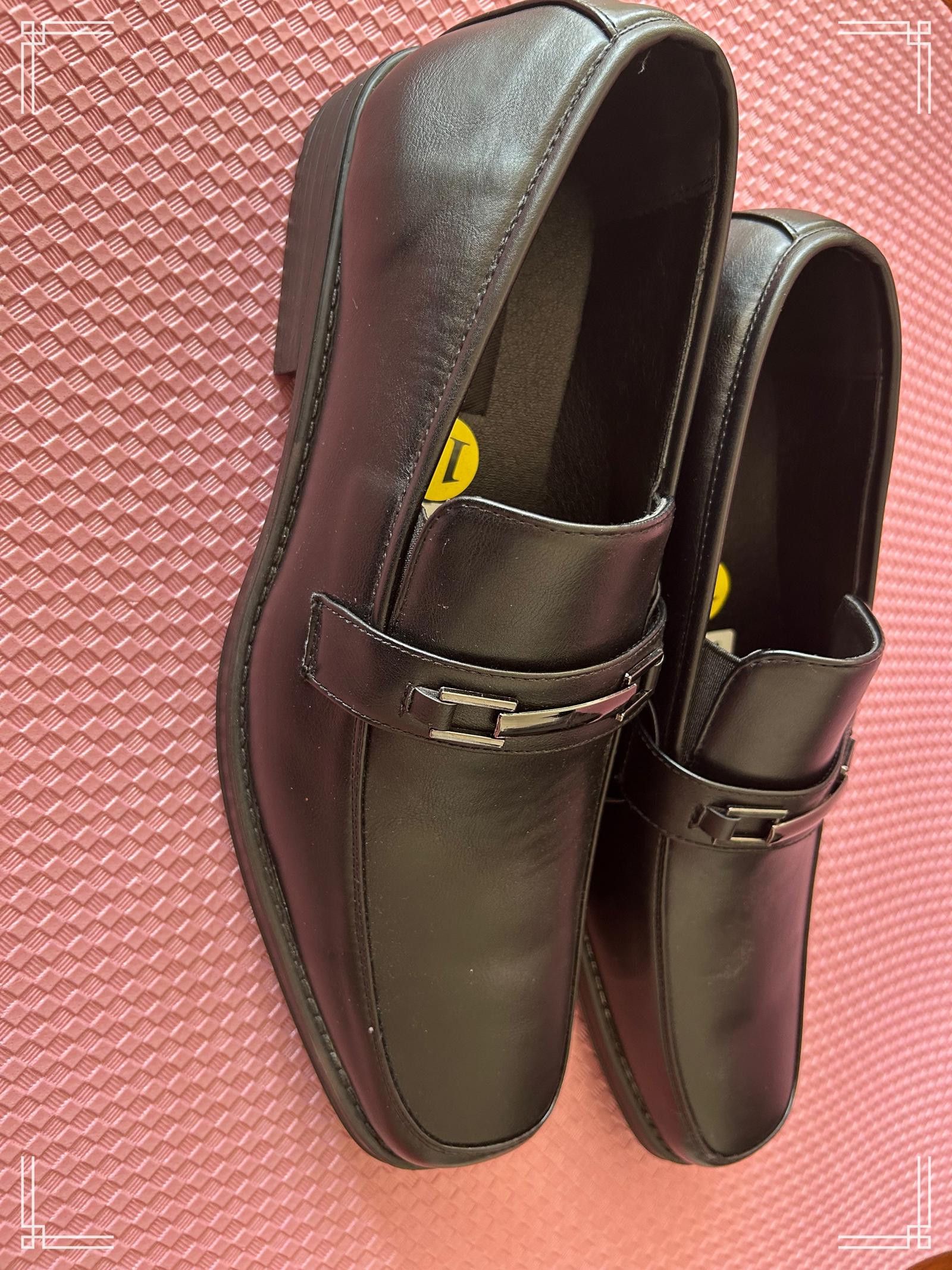 Designer Tim Evans Black Leather Loafers – Men’s Dress Shoes, Size 13 Size US 10 / EU 43 - 3 Thumbnail