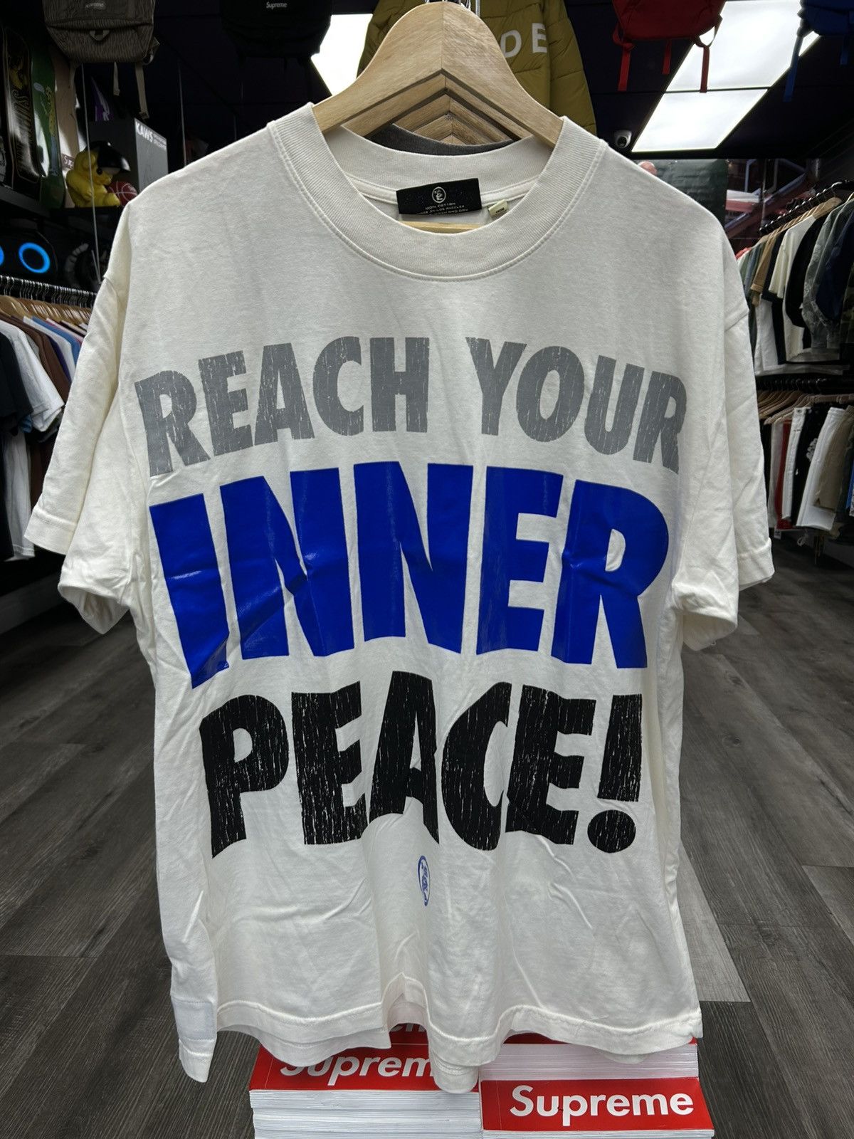 Hellstar “Reach your inner Peace” T-shirt