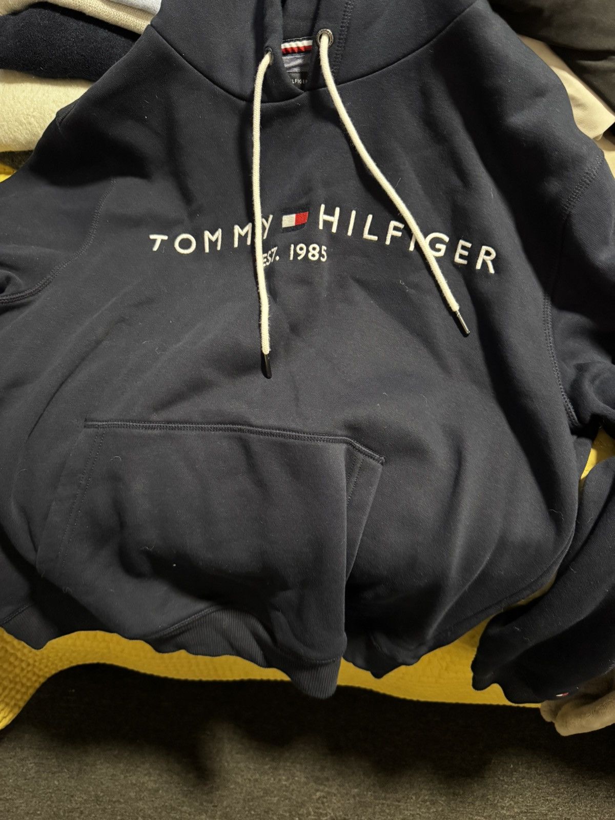Tommy Hilfiger Tommy Hilfiger hoodie with embroidered logo hoodie Size US XL / EU 56 / 4 - 4 Thumbnail