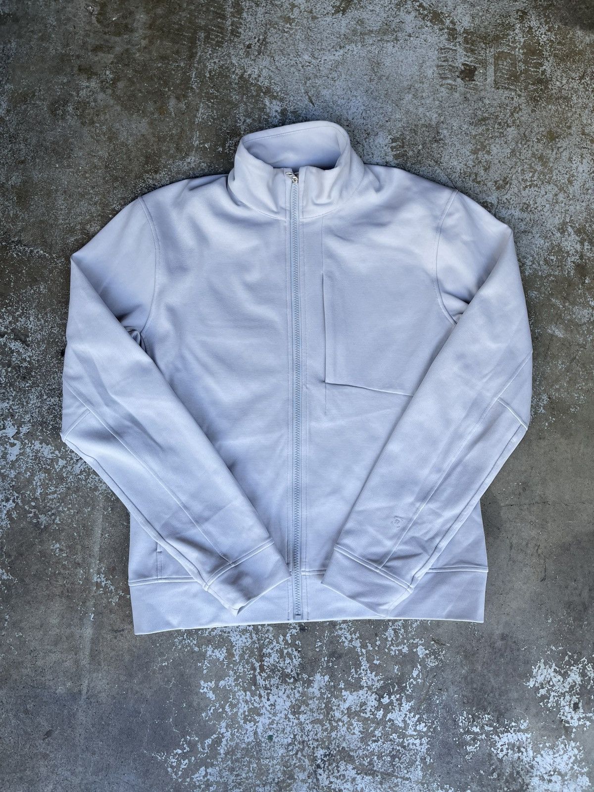 Lululemon Lululemon Sojourn Light Jacket Zip Up Size US M / EU 48-50 / 2 - 1 Thumbnail
