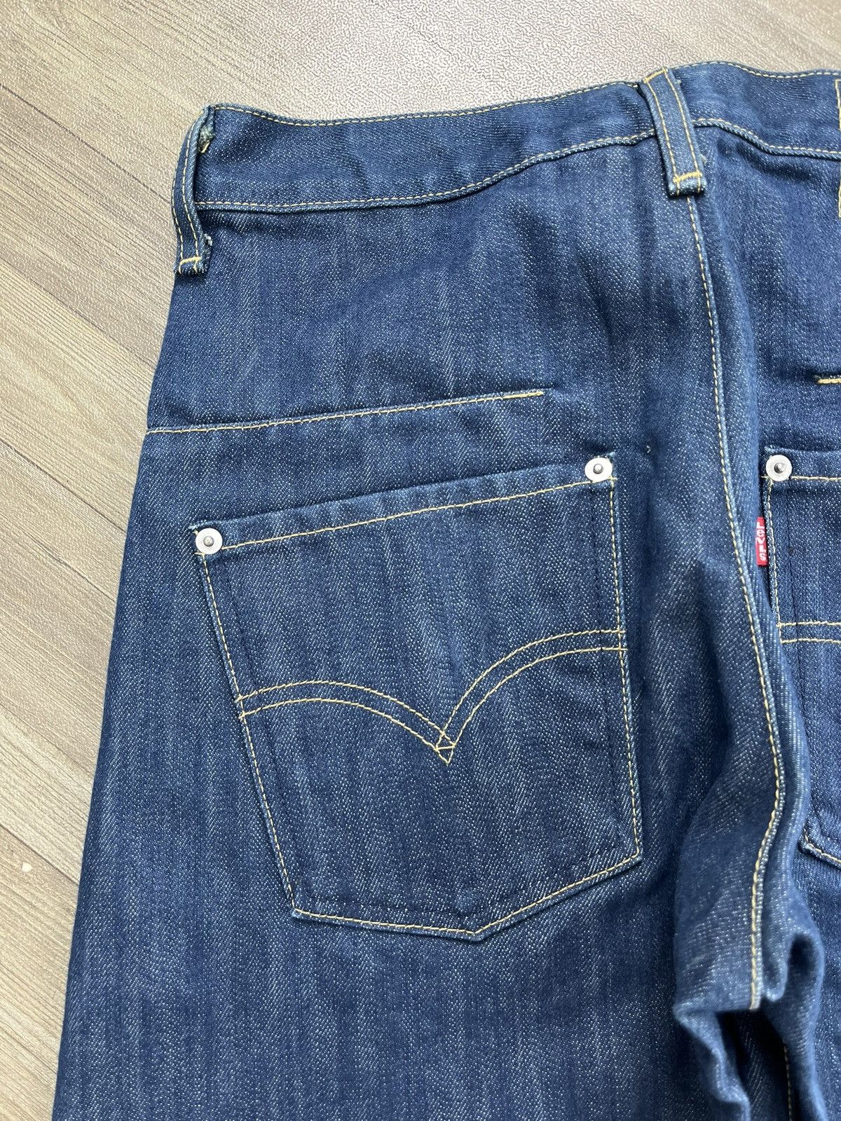 Levi's Vintage Clothing 1999s Vintage Levi’s Engineered Japan Indigo Baggy Jeans Size US 29 - 12 Thumbnail