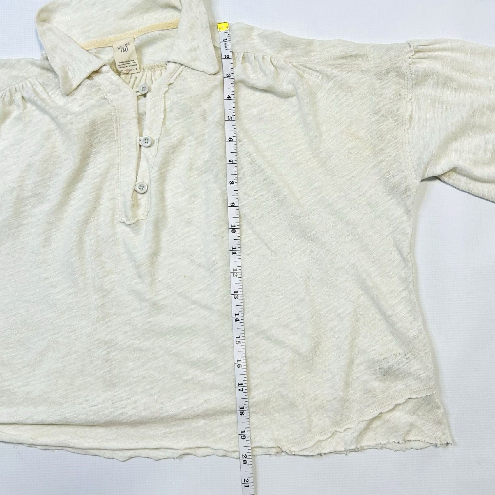 Vintage We The Free Rush Hour Tee Shirt Top Womens S Ivory Linen Bell Sleeve Long Sleeve Ruched Collared Bohemian Shirt Size S / US 4 / IT 40 - 7 Thumbnail