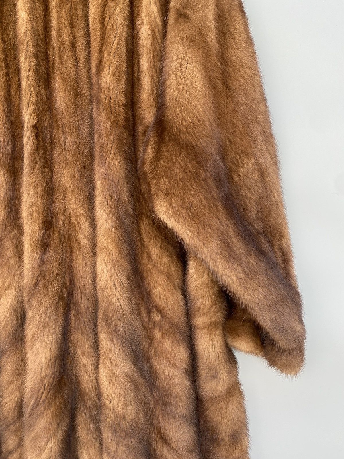 1980s New Universal Fur Mink Fur Coat