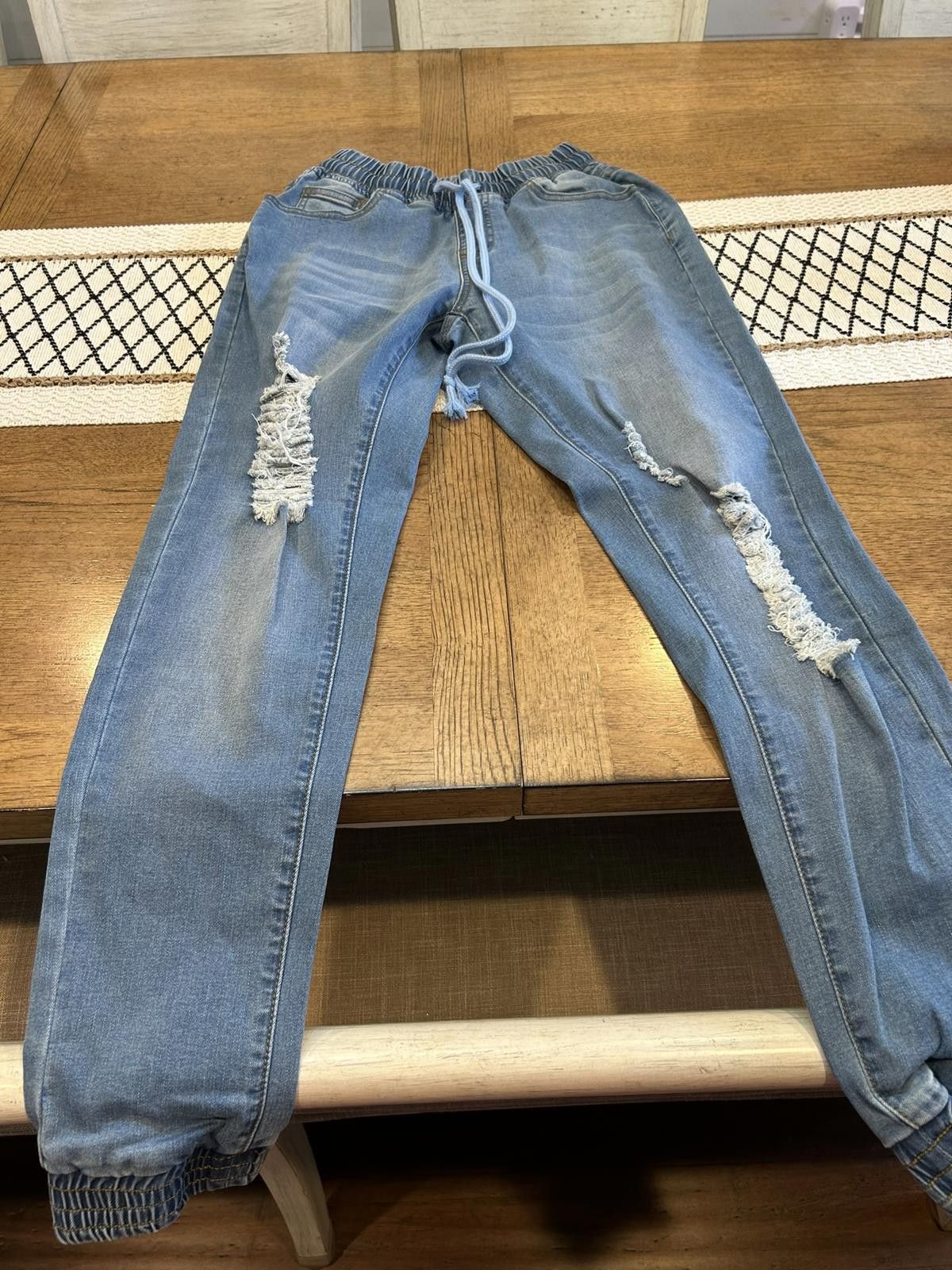 The Unbranded Brand Light Blue Distressed Denim Jogger Pants with Elastic Waist Size 26" / US 2 / IT 38 - 1 Thumbnail