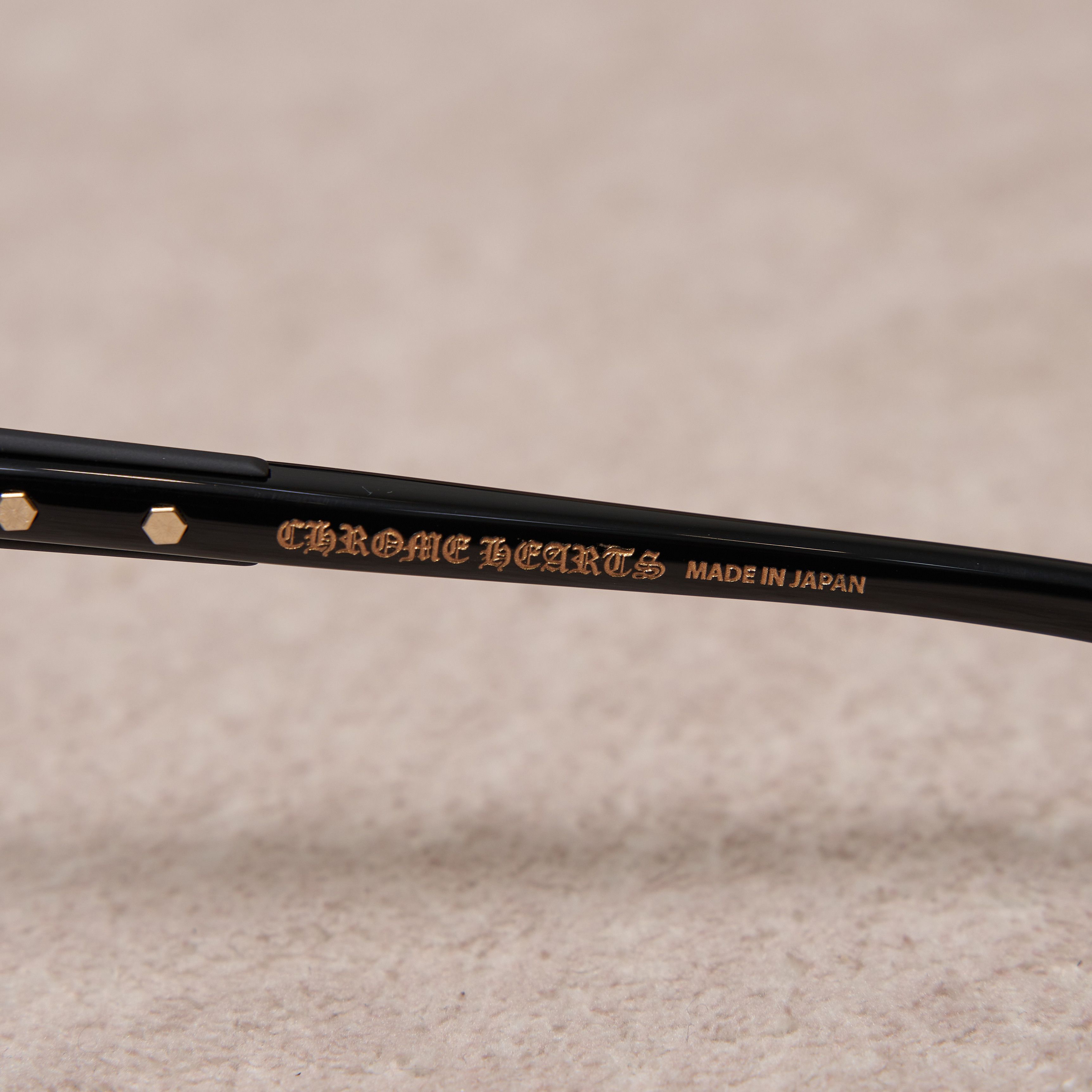 Chrome Hearts CHROME HEARTS BAGGINS BLACK PLASTIC/18KGP Size ONE SIZE - 4 Thumbnail
