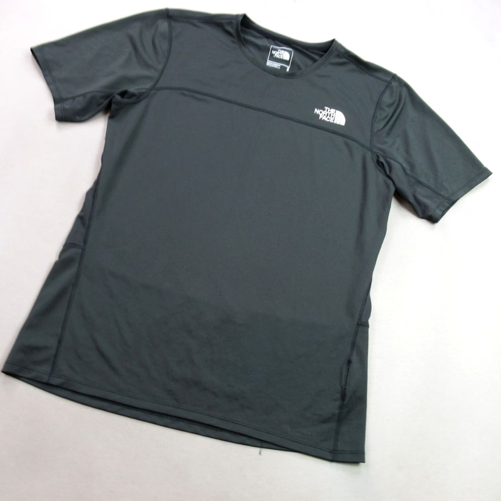 The North Face North Face Shirt Mens Medium Black Short Sleeve Lightweight Crew Neck Casual Size US M / EU 48-50 / 2 - 2 Thumbnail