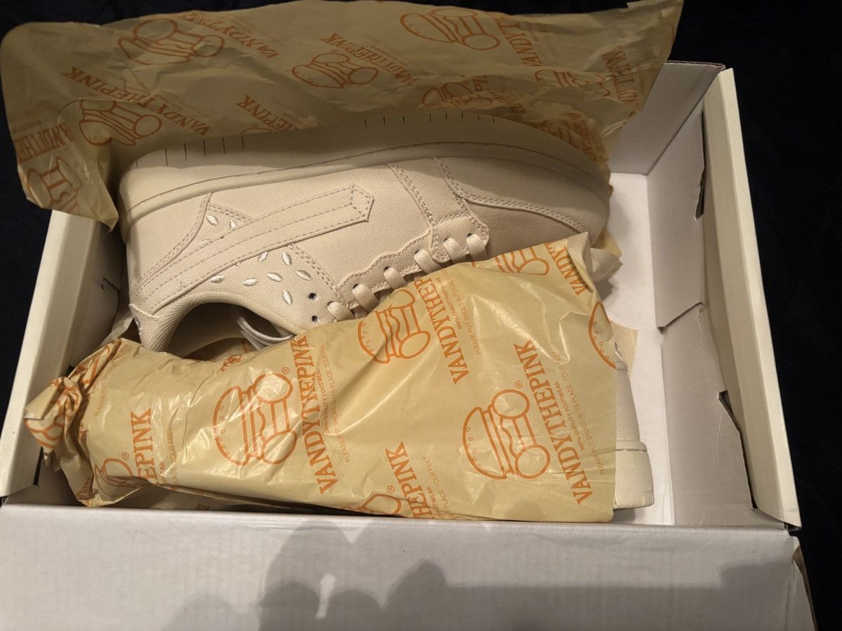 Vandy The Pink Tofu Sneakers Size US 7 / EU 40 - 3 Thumbnail
