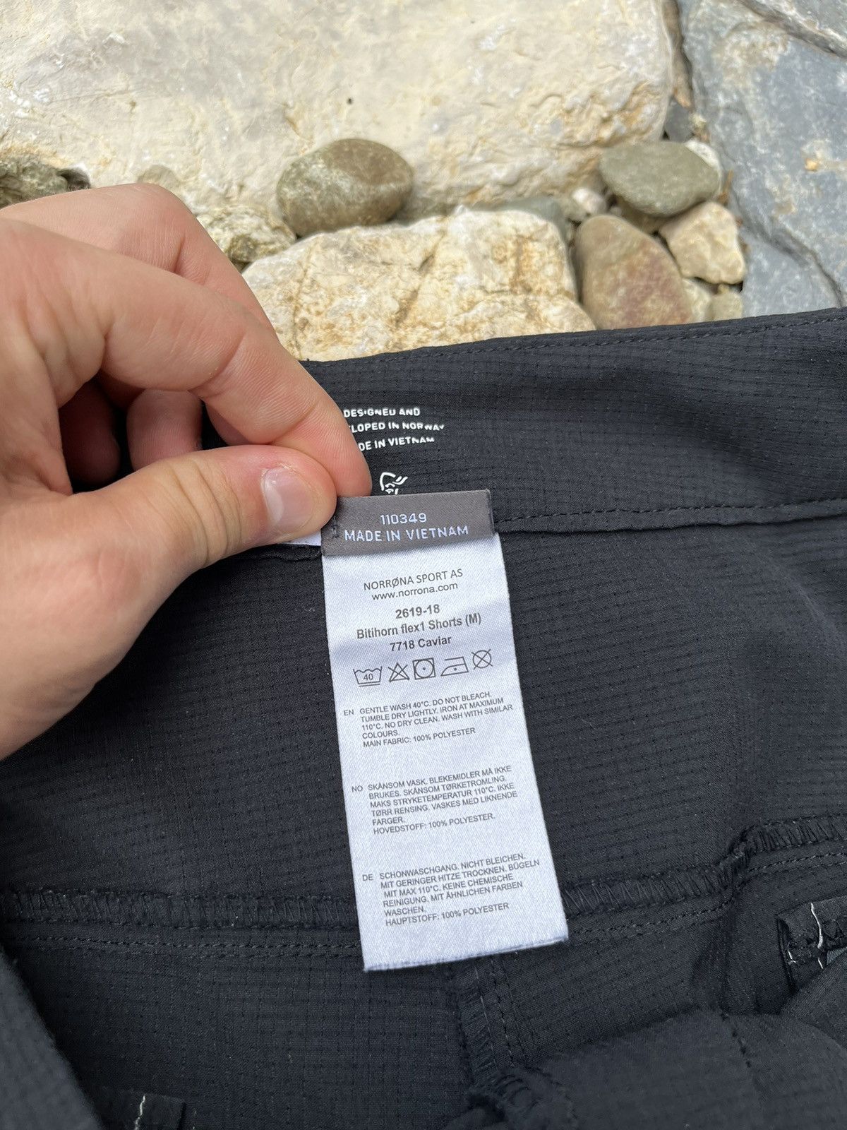 Norrona Norrona Bitihorn flex1 shorts caviar mesh outdoor gorpcore Size US 34 / EU 50 - 15 Thumbnail