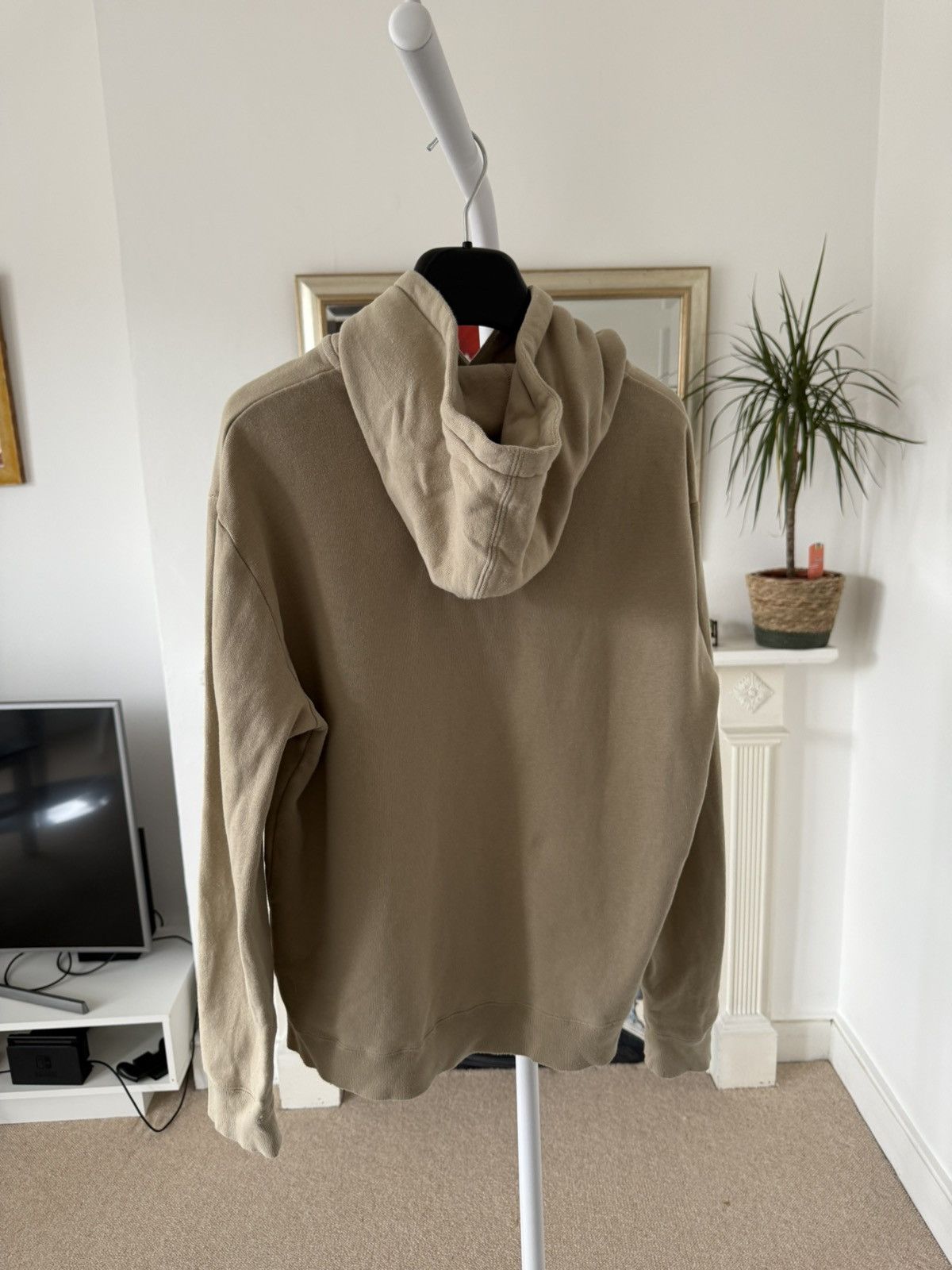 Saint Laurent Paris Saint Laurent Rive Gauche Hoodie Beige Size US L / EU 52-54 / 3 - 7 Thumbnail