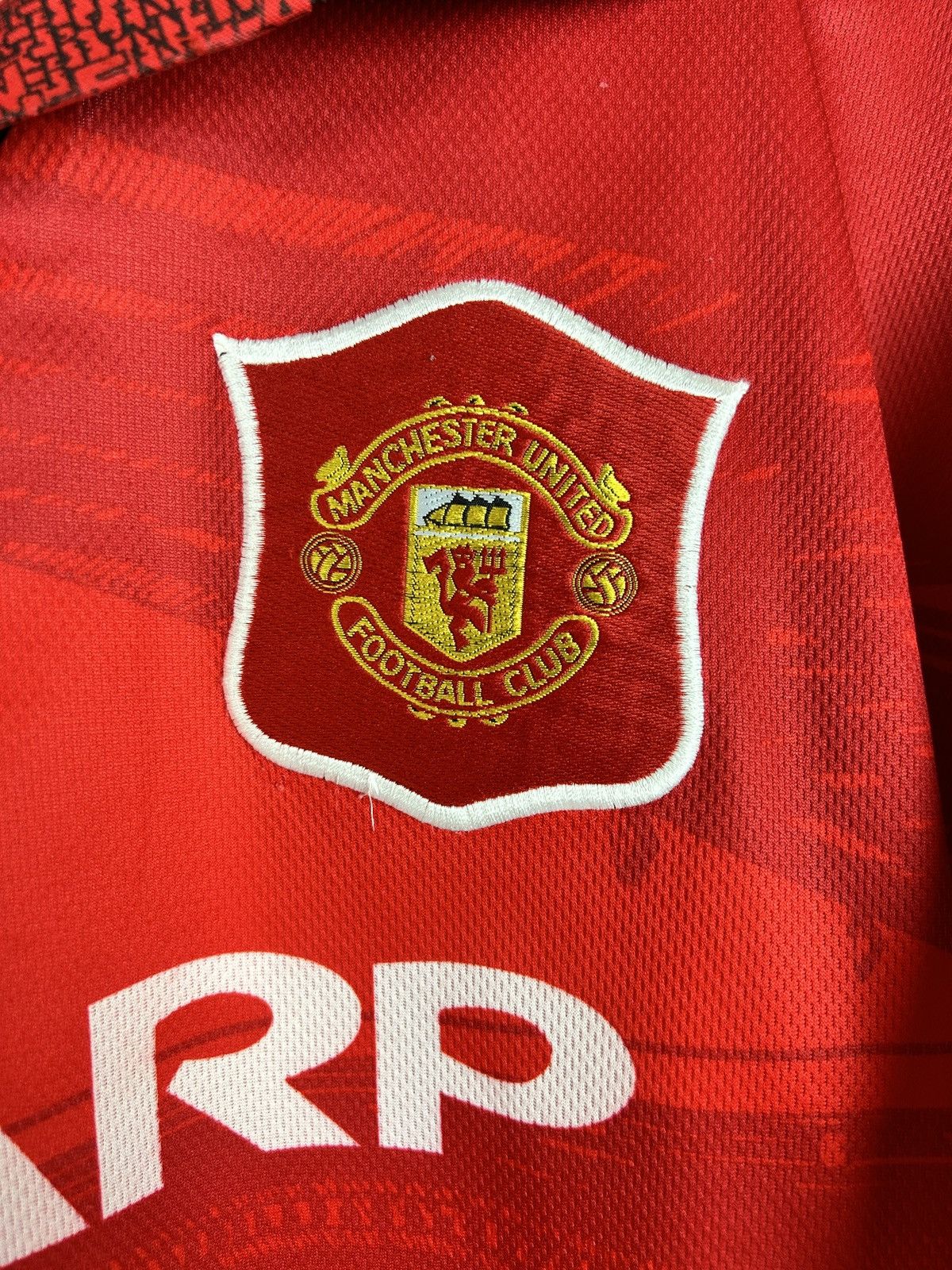 Umbro 90s Umbro Manchester United 1994/95/96 #11 Giggs Home Jersey Size US M / EU 48-50 / 2 - 5 Thumbnail