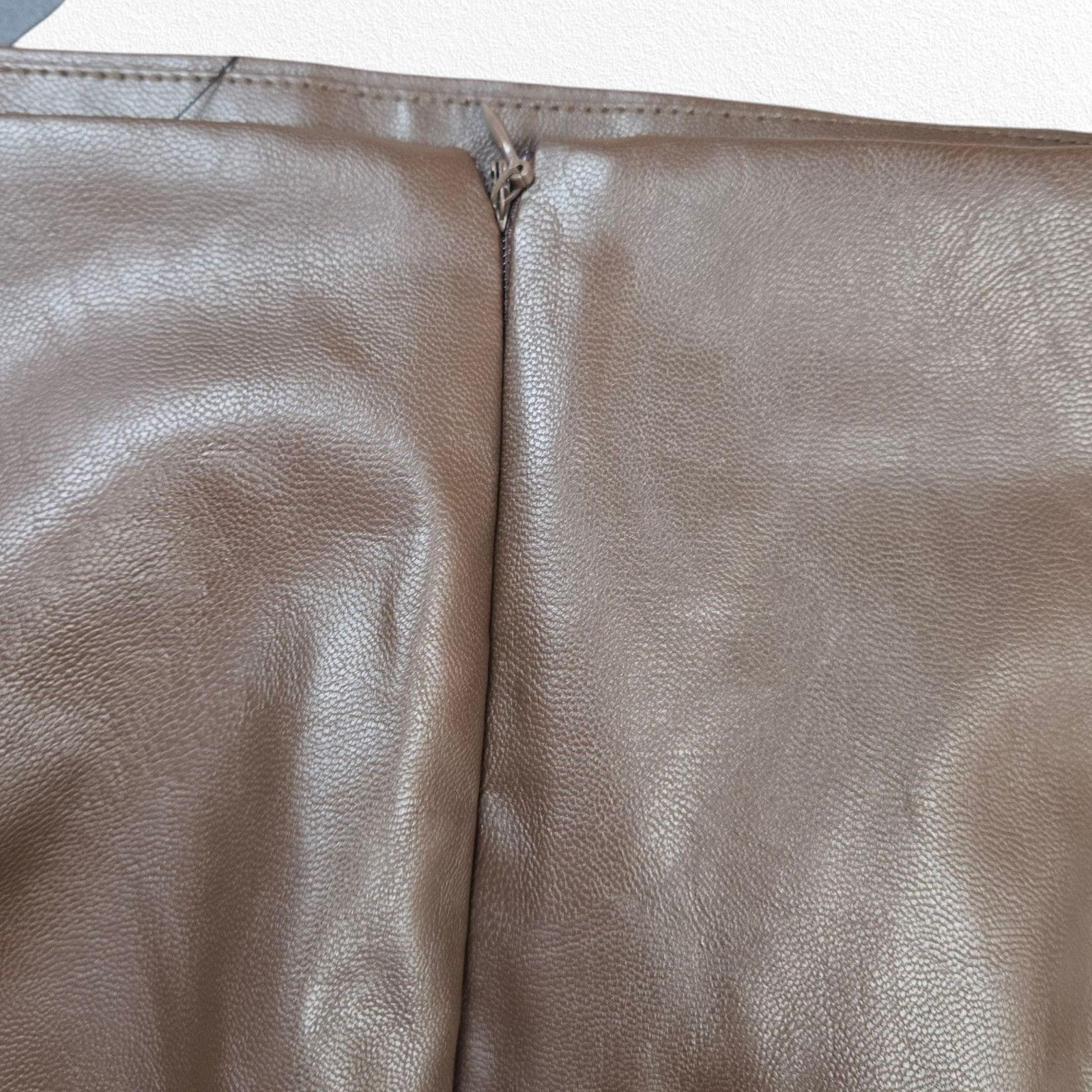 Other Dark Brown Vegan Leather Mini Skirt Size Small Size 26" / US 2 / IT 38 - 11 Thumbnail