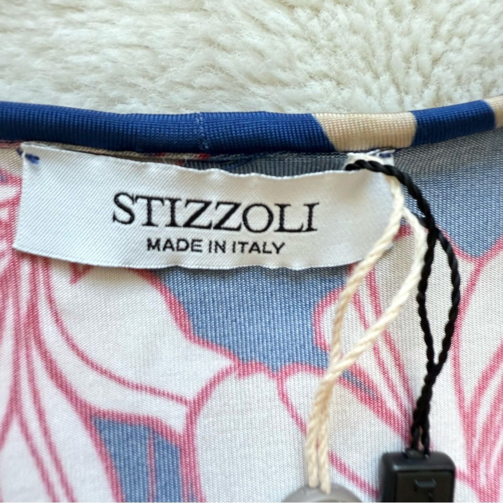 Other NWT! Stizzoli Women Floral Top, Size 8, MSRP. $228 Size M / US 6-8 / IT 42-44 - 7 Thumbnail
