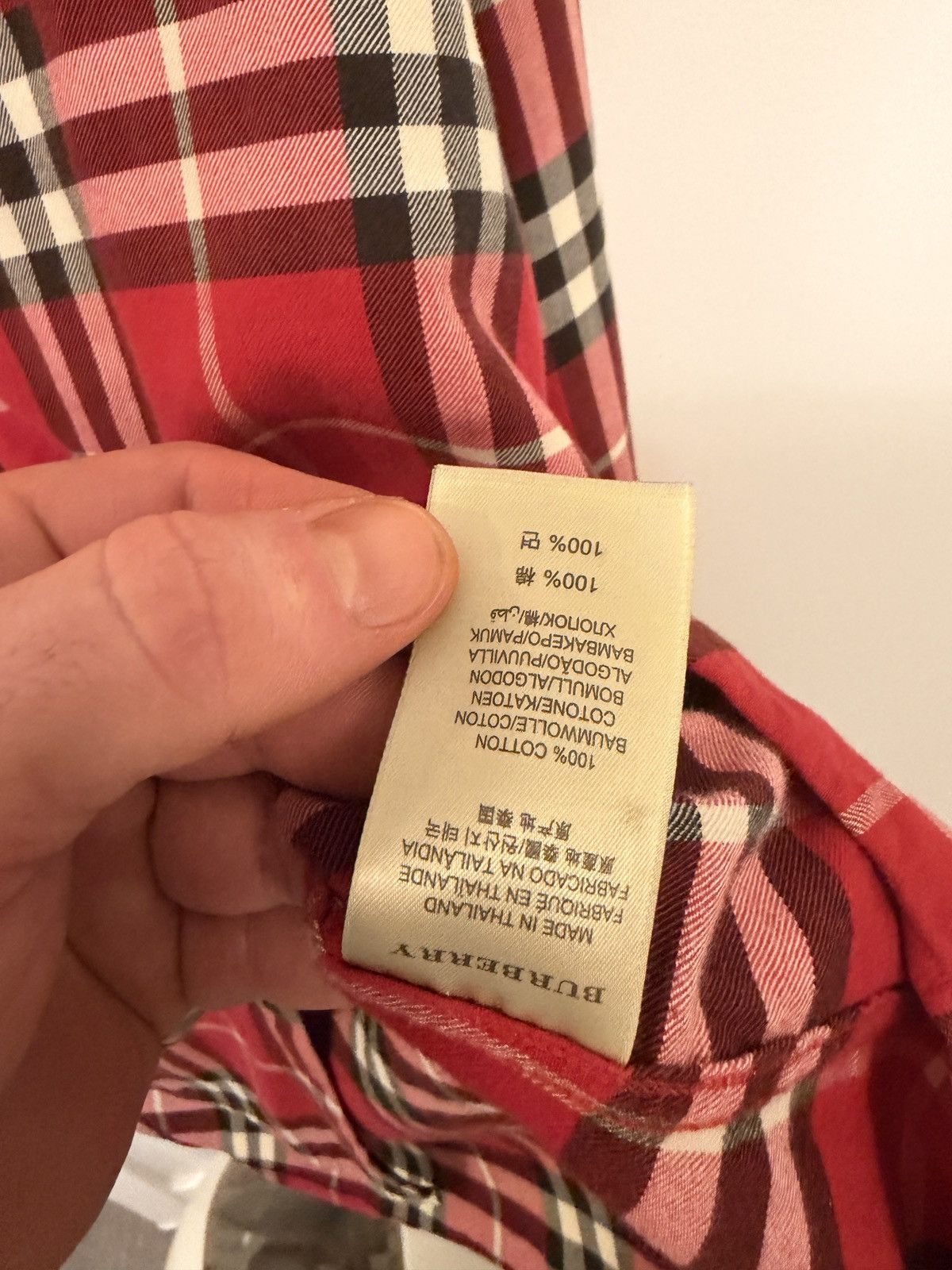 Burberry Burberry London Red Nova Check Button Up Size US XL / EU 56 / 4 - 7 Thumbnail