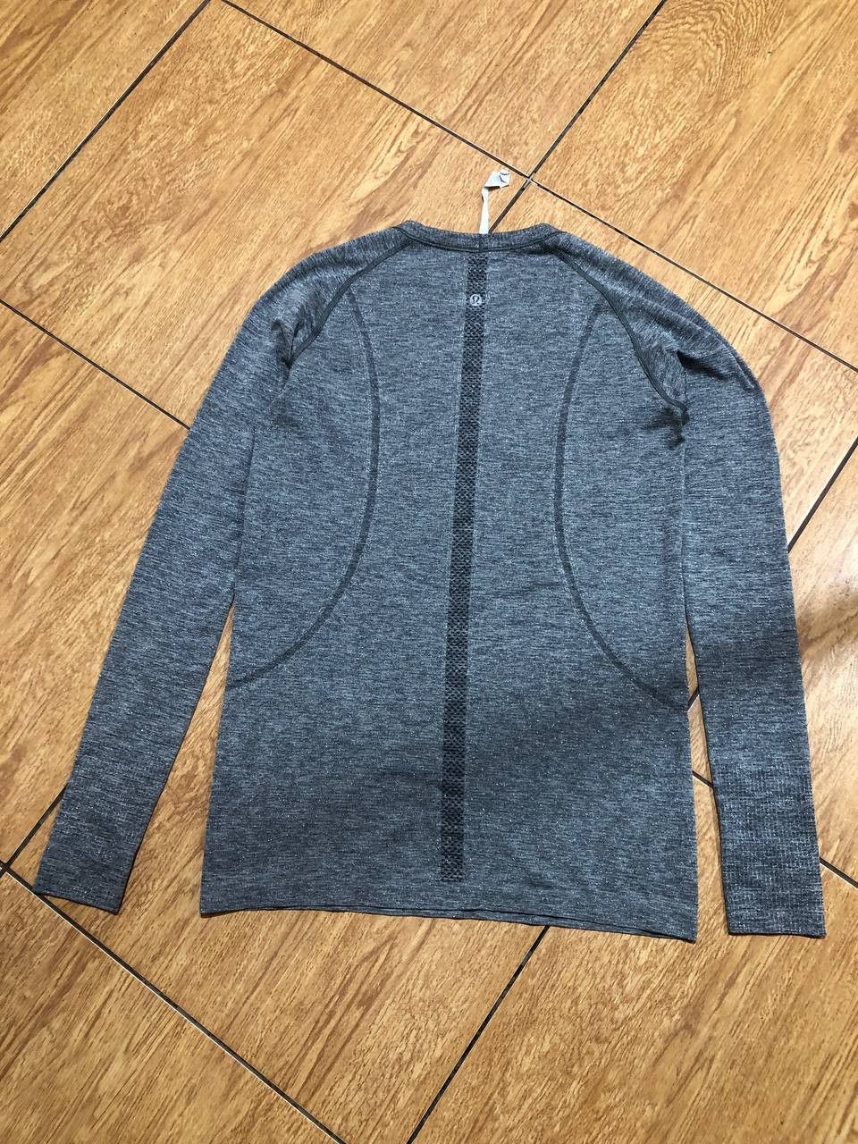 Lululemon Lululemon Swiftly Tech Long Sleeve Crew shirt Size M / US 6-8 / IT 42-44 - 7 Thumbnail