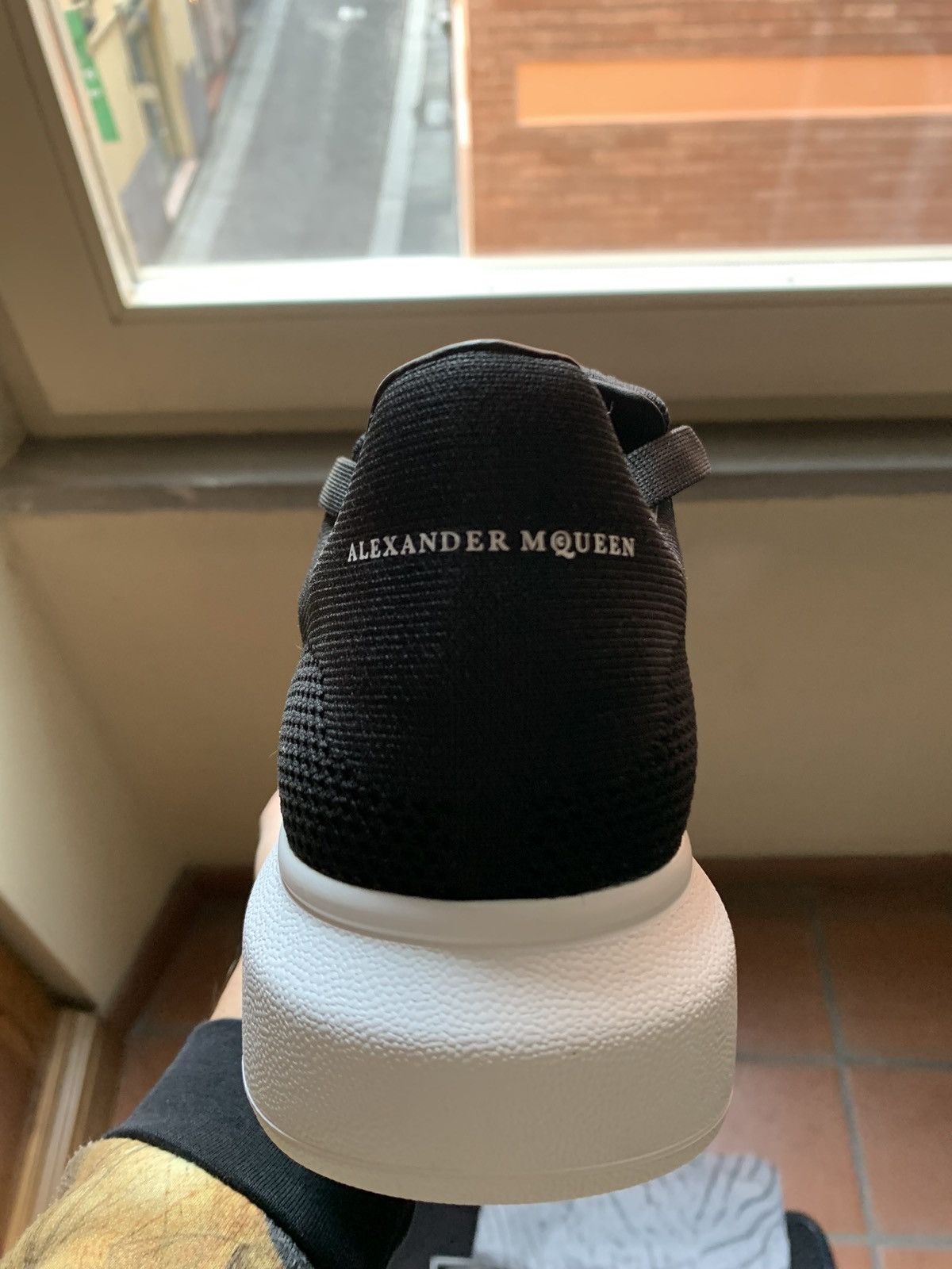 Alexander McQueen Alexander McQueen Oversized Sneakers Size US 9.5 / EU 42-43 - 2 Thumbnail
