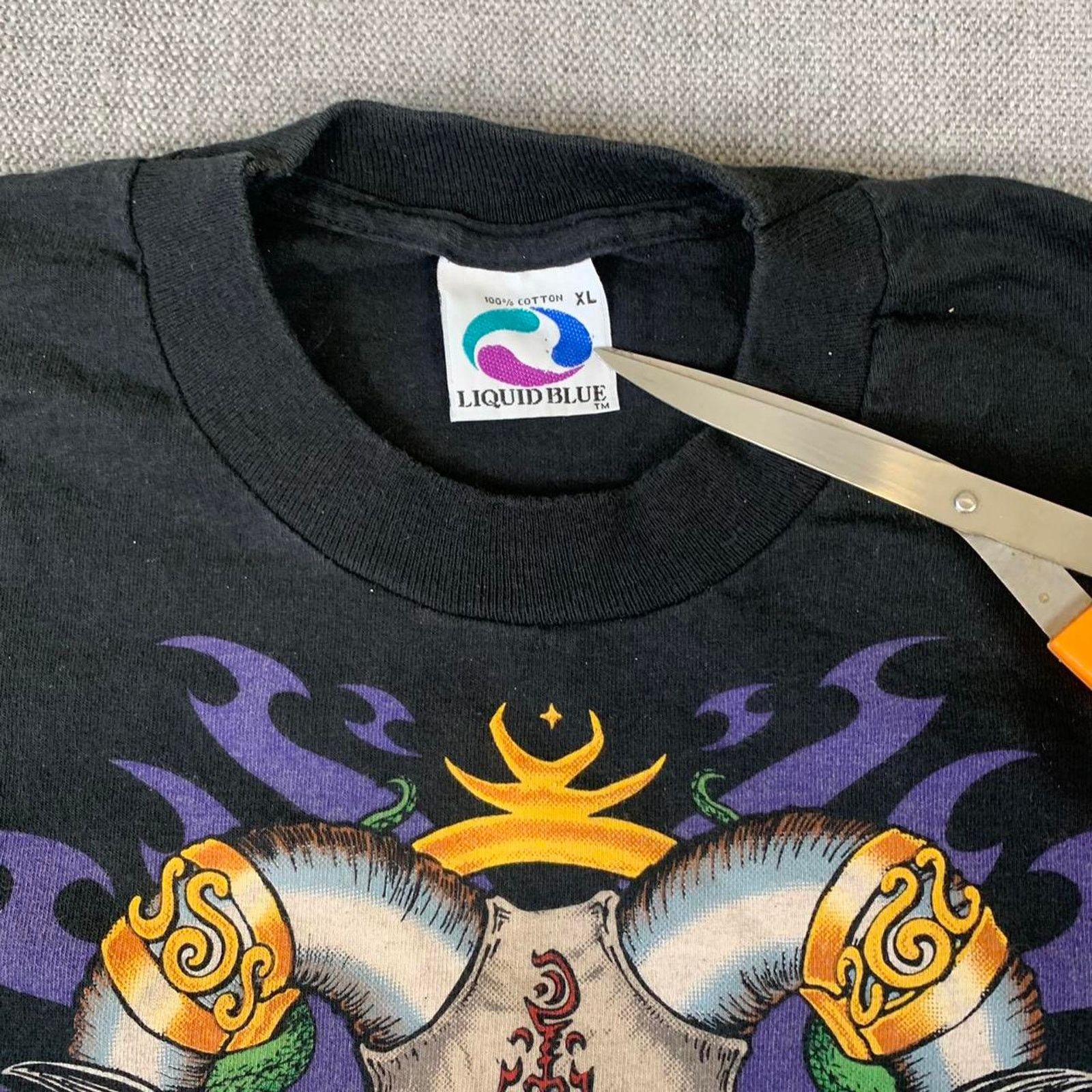 Liquid Blue Vintage 90s Liquid Blue Skull and snake flames T-Shirt Size US XL / EU 56 / 4 - 3 Thumbnail