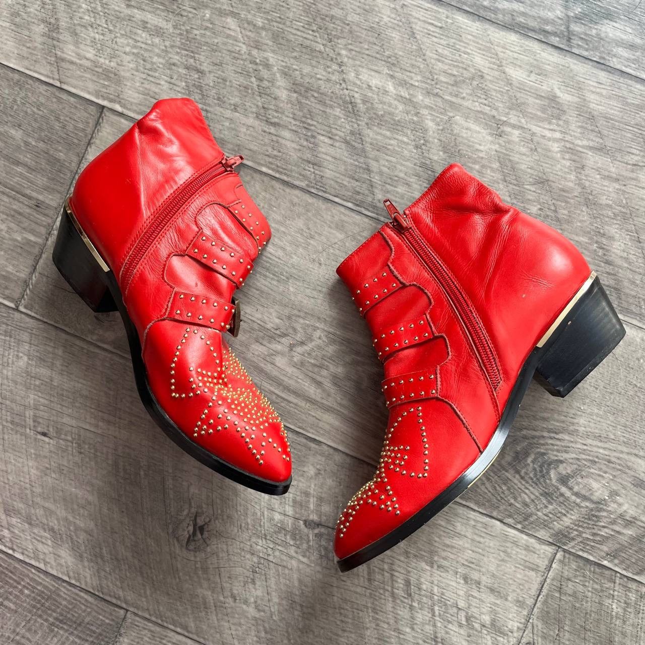 Chloe Chloé Red Studded Buckle Western Ankle Boots Pointed Toe Size US 7 / IT 37 - 2 Thumbnail