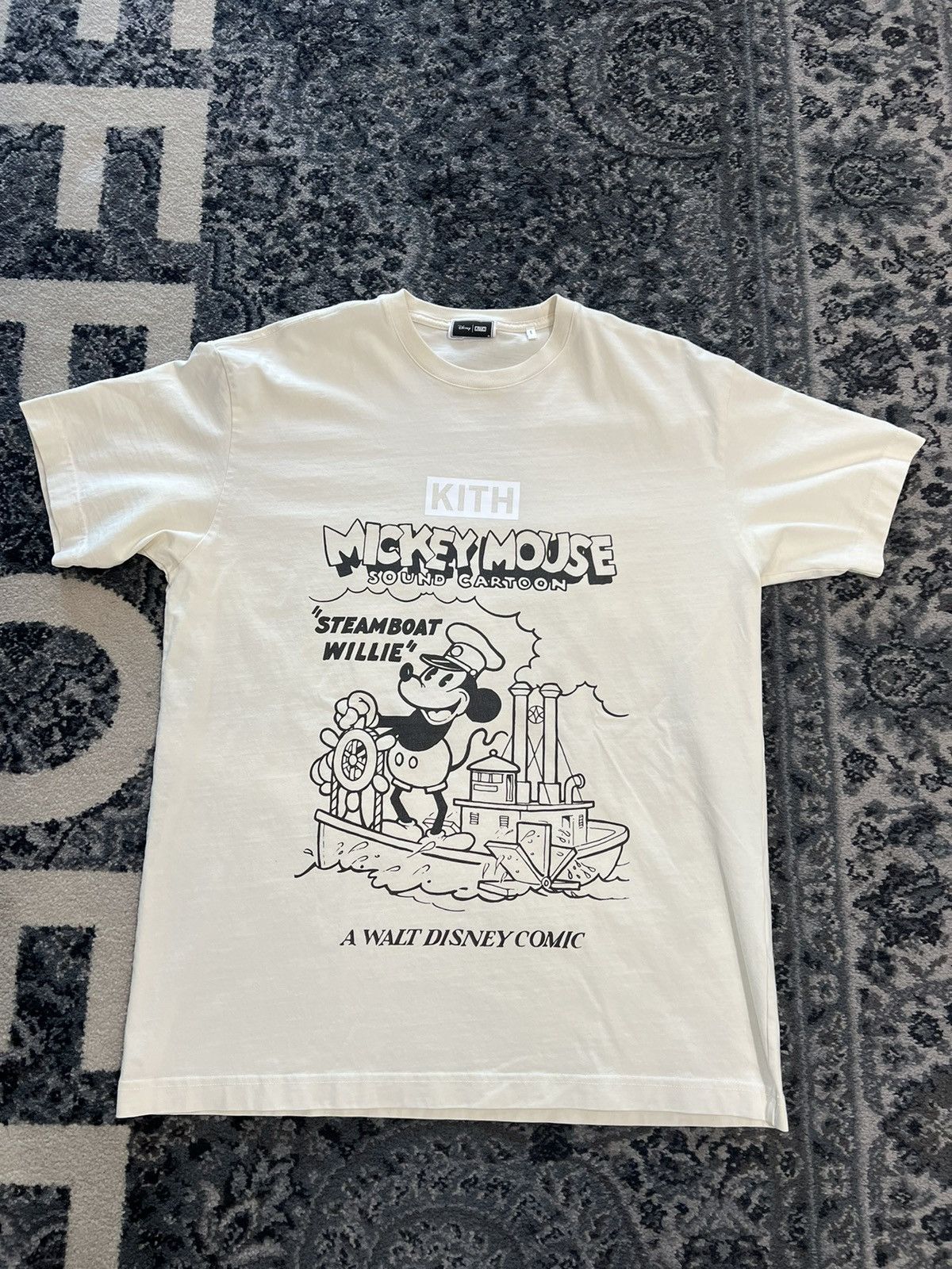Tシャツ・カットソー Disney Kith for Mickey &Friends Steamboat Willie Vintage Tee Kith Disney Mickey And Friends Vintage Tee Size Large Brand