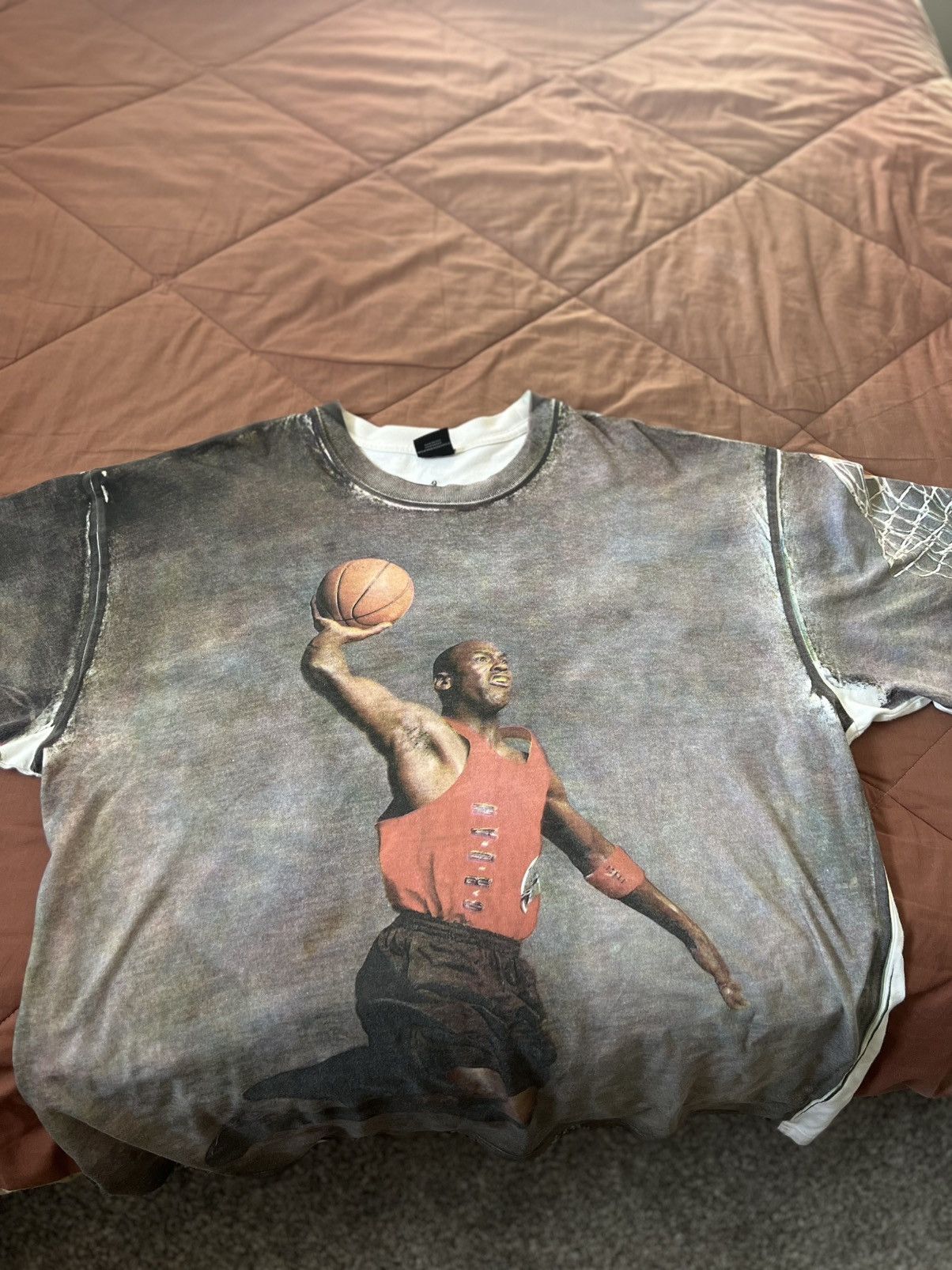 Jordan Brand 00s NIKE AIR JORDAN 8 AOP DUNK PHOTO T-SHIRT SIZE XL Size US XL / EU 56 / 4 - 2 Thumbnail