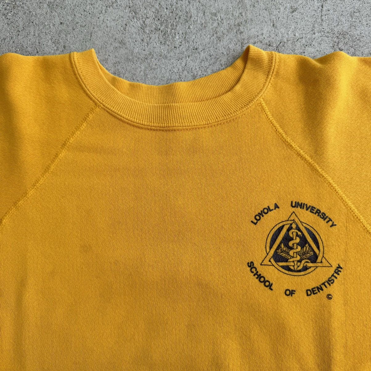 Vintage Vintage Champion Loyola University Chicago Sweatshirt Size US S / EU 44-46 / 1 - 5 Thumbnail
