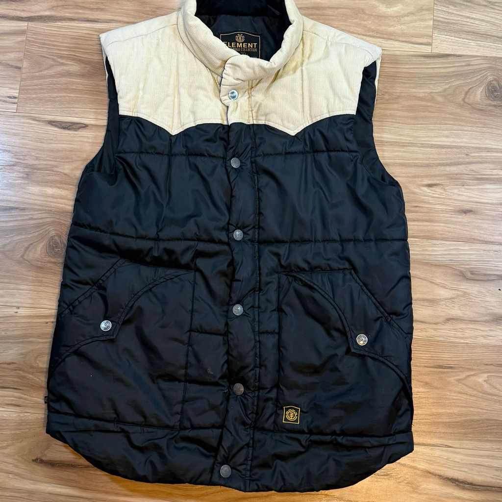 Element Element Men’s Vest Wolfeboro Puffer Large (Button Damaged) Size US M / EU 48-50 / 2 - 1 Thumbnail