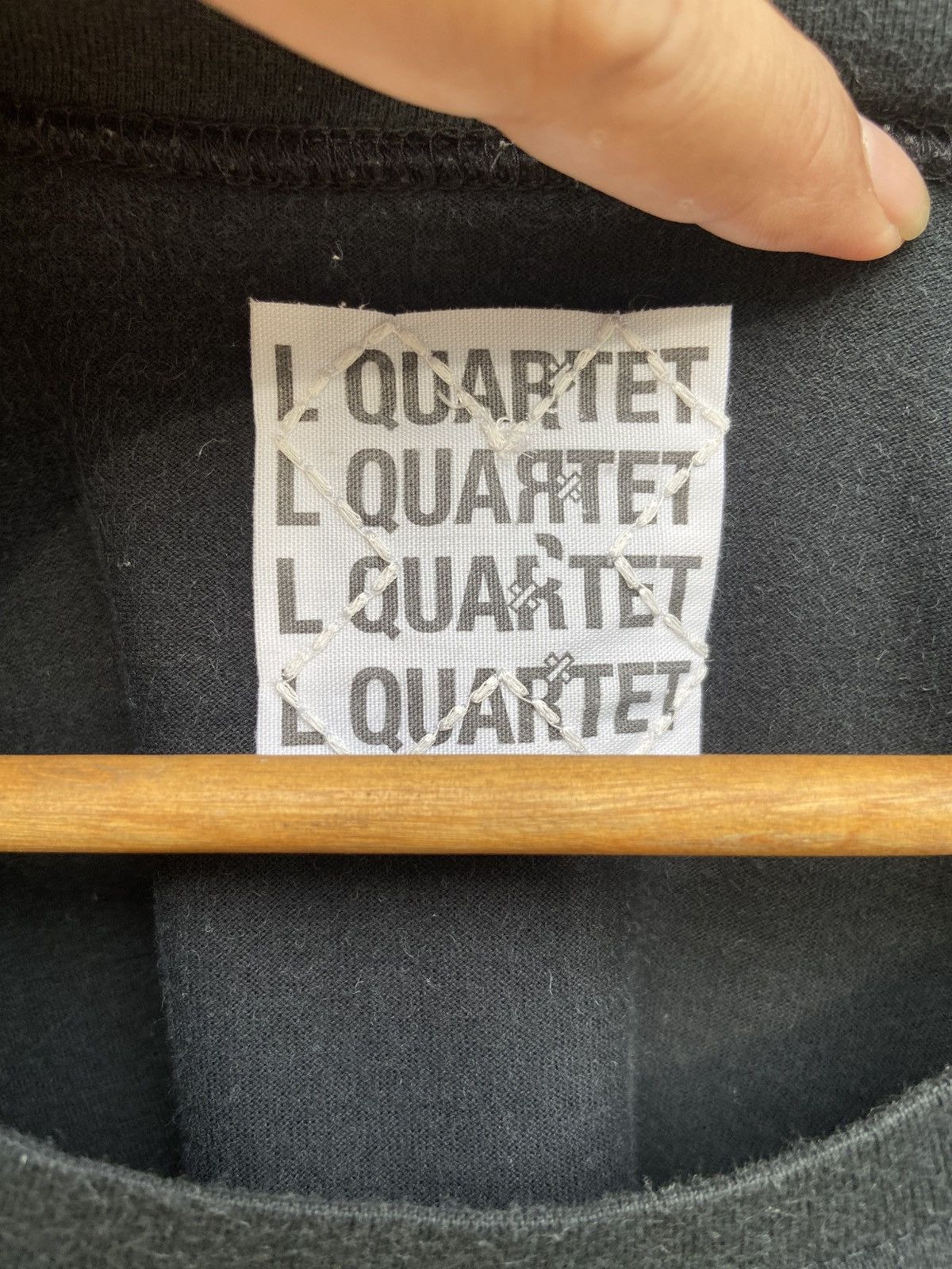 Japanese Brand L.Quartet t shirt spell out Size US L / EU 52-54 / 3 - 5 Thumbnail