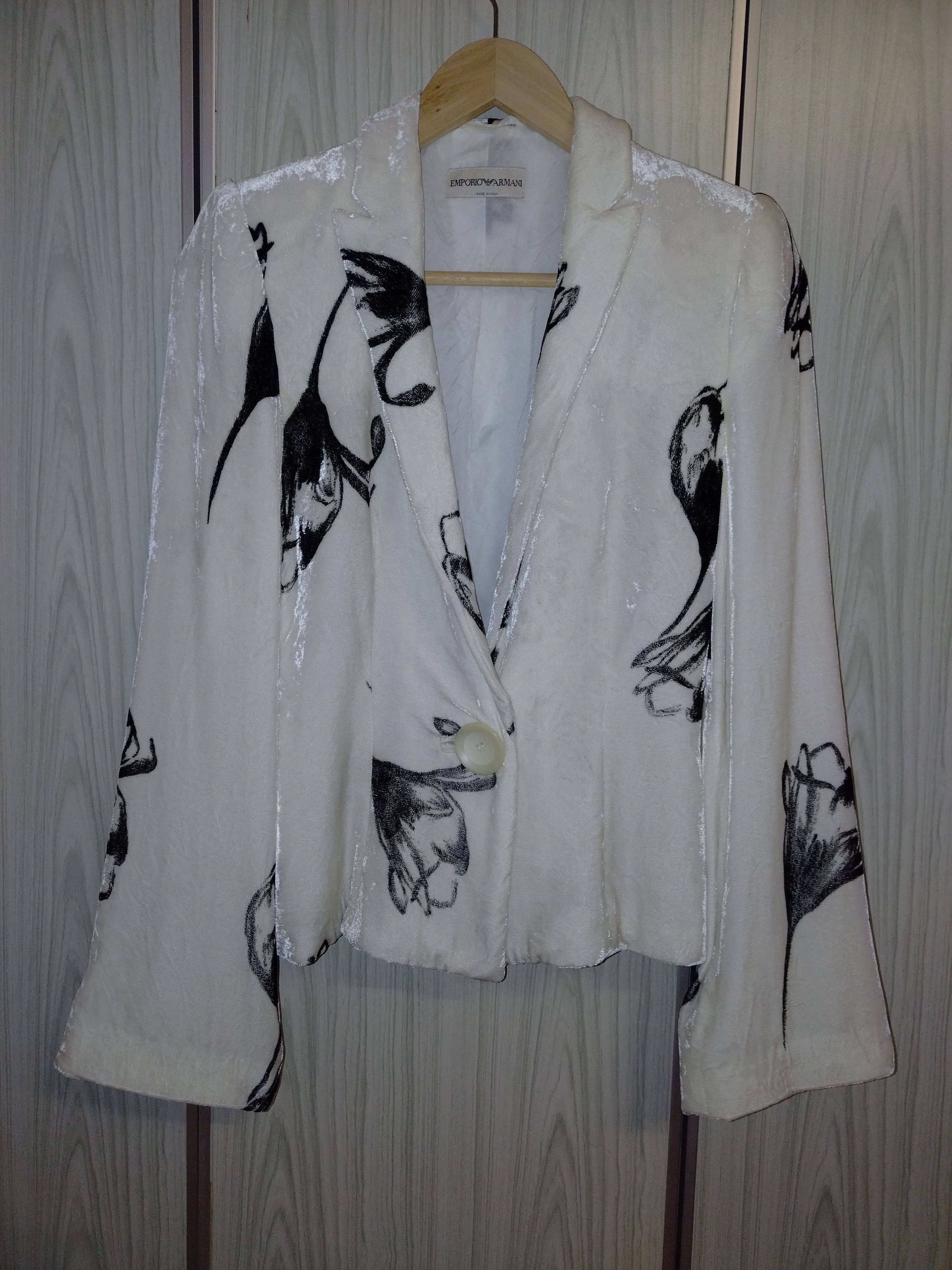 Emporio Armani RARE🔥Vintage 2002 Emporio Armani Velvet Blazer Jacket Size S / US 4 / IT 40 - 1 Thumbnail