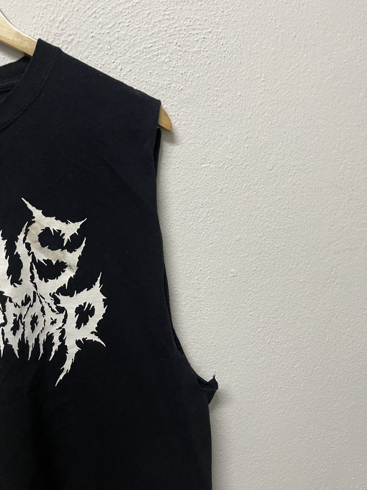 Band Tees 2000s METAL BAND SLEEVELESS SHIRT RARE Size US L / EU 52-54 / 3 - 6 Thumbnail