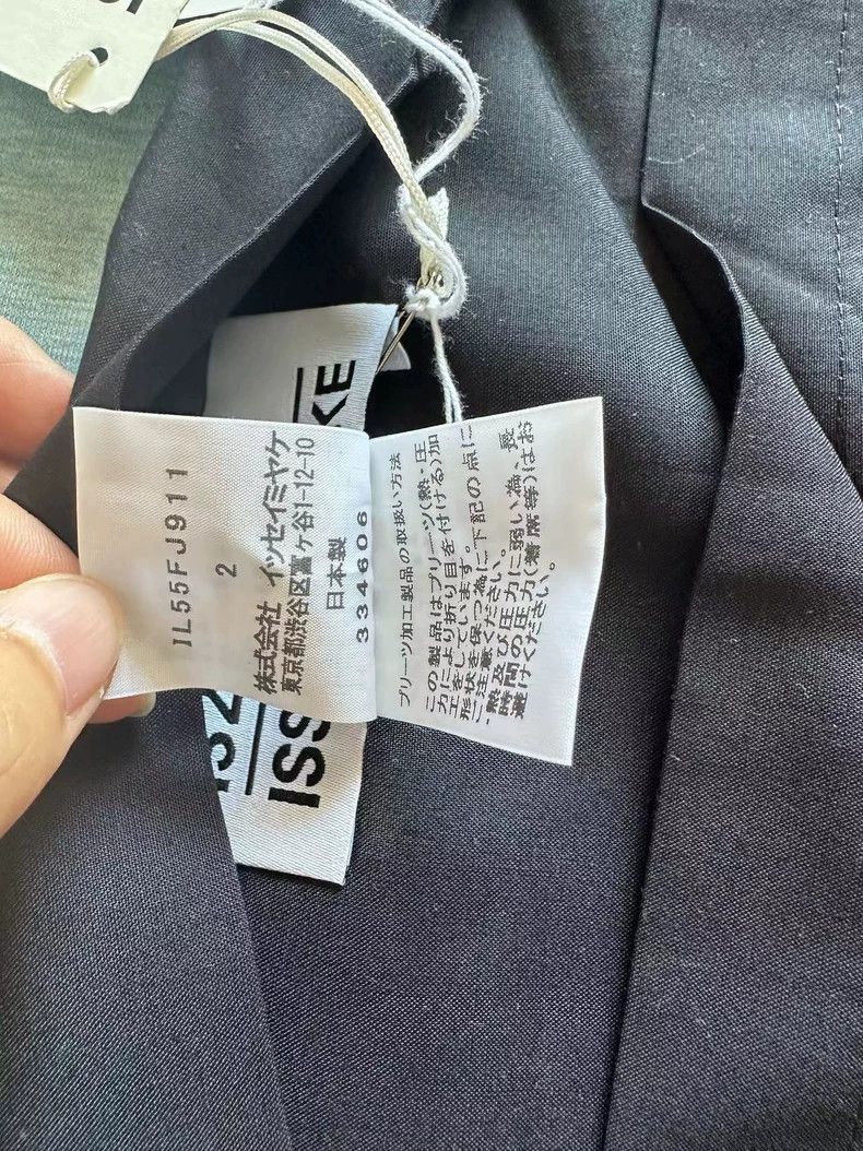Issey Miyake Issey Miyake size:2 Black three-quarter sleeved top Size XS / US 0-2 / IT 36-38 - 4 Thumbnail