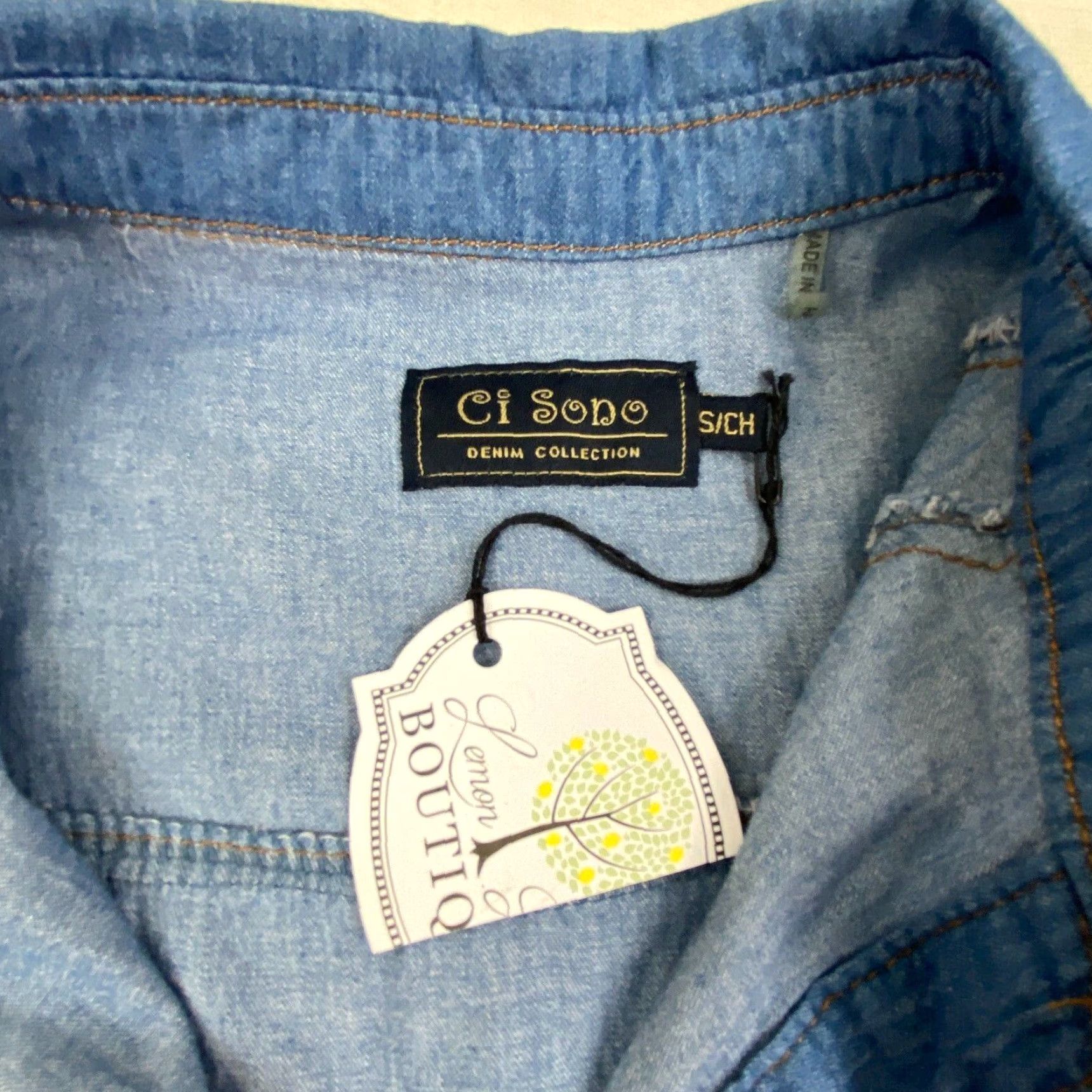 Vintage Ci Sono Womens Blue Chambray Button Up Shirt Small Western Roll Tab Sleeves Size S / US 4 / IT 40 - 3 Thumbnail