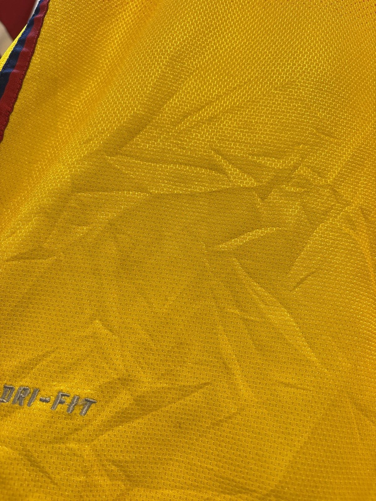 Nike 2012 FC Barcelona Away Kit MESSI 10 Size US L / EU 52-54 / 3 - 12 Thumbnail