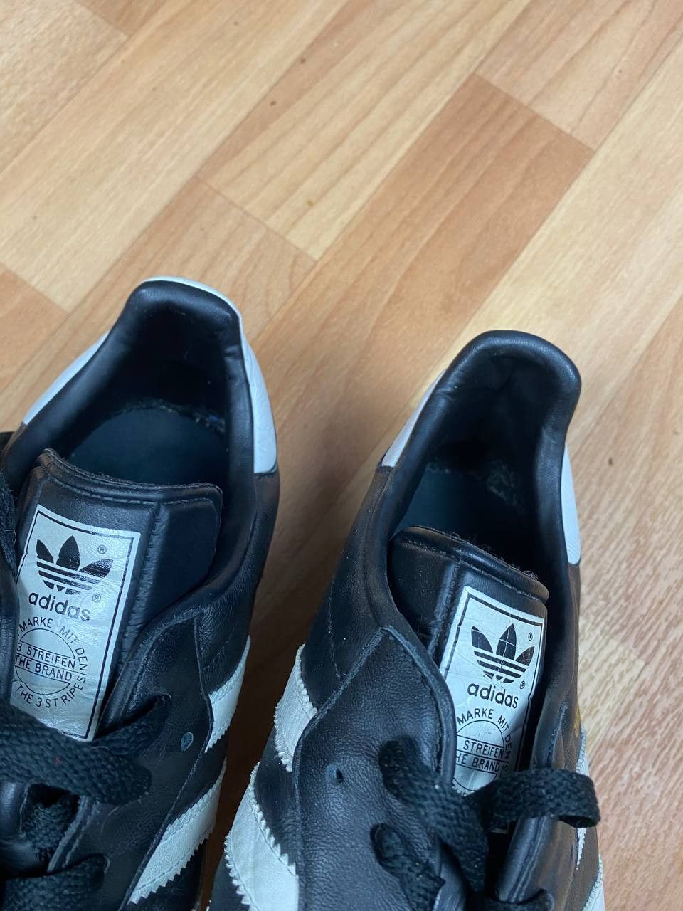 Adidas adidas Originals SAMBA LEATHER Core Black Footwear SIZE US12 Size US 12 / EU 45 - 7 Thumbnail