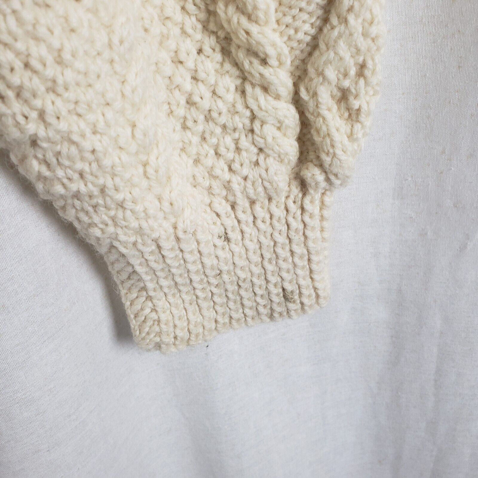 Handmade Vtg Handmade Fisherman Cable Knit Wool Aran Sweater Cream L Size US XL / EU 56 / 4 - 5 Thumbnail