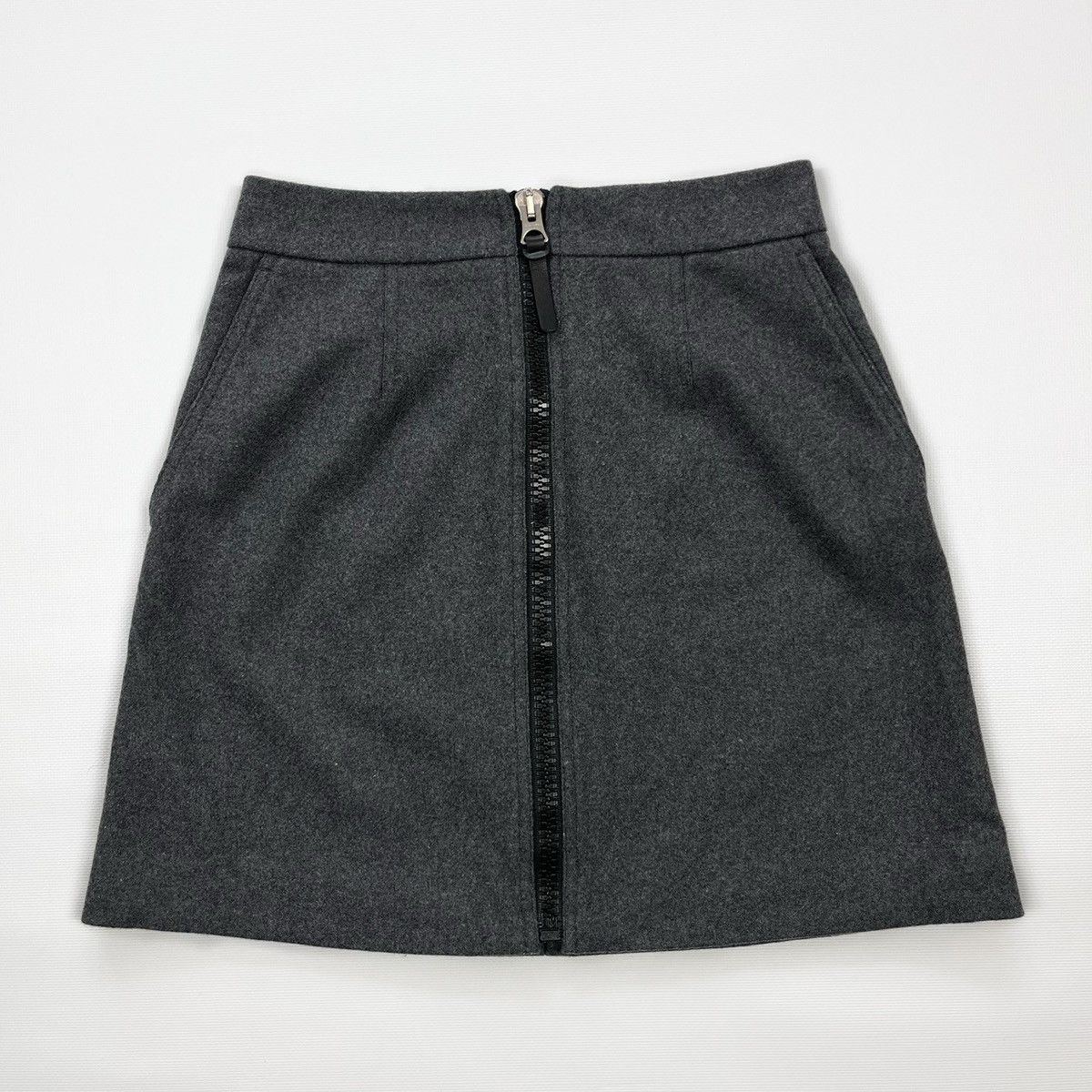 Acne Studios Acne Studios Suraya Flannel Mini Skirt Wool Size 34 Zip Gray Size 34" / US 12 / IT 48 - 1 Thumbnail