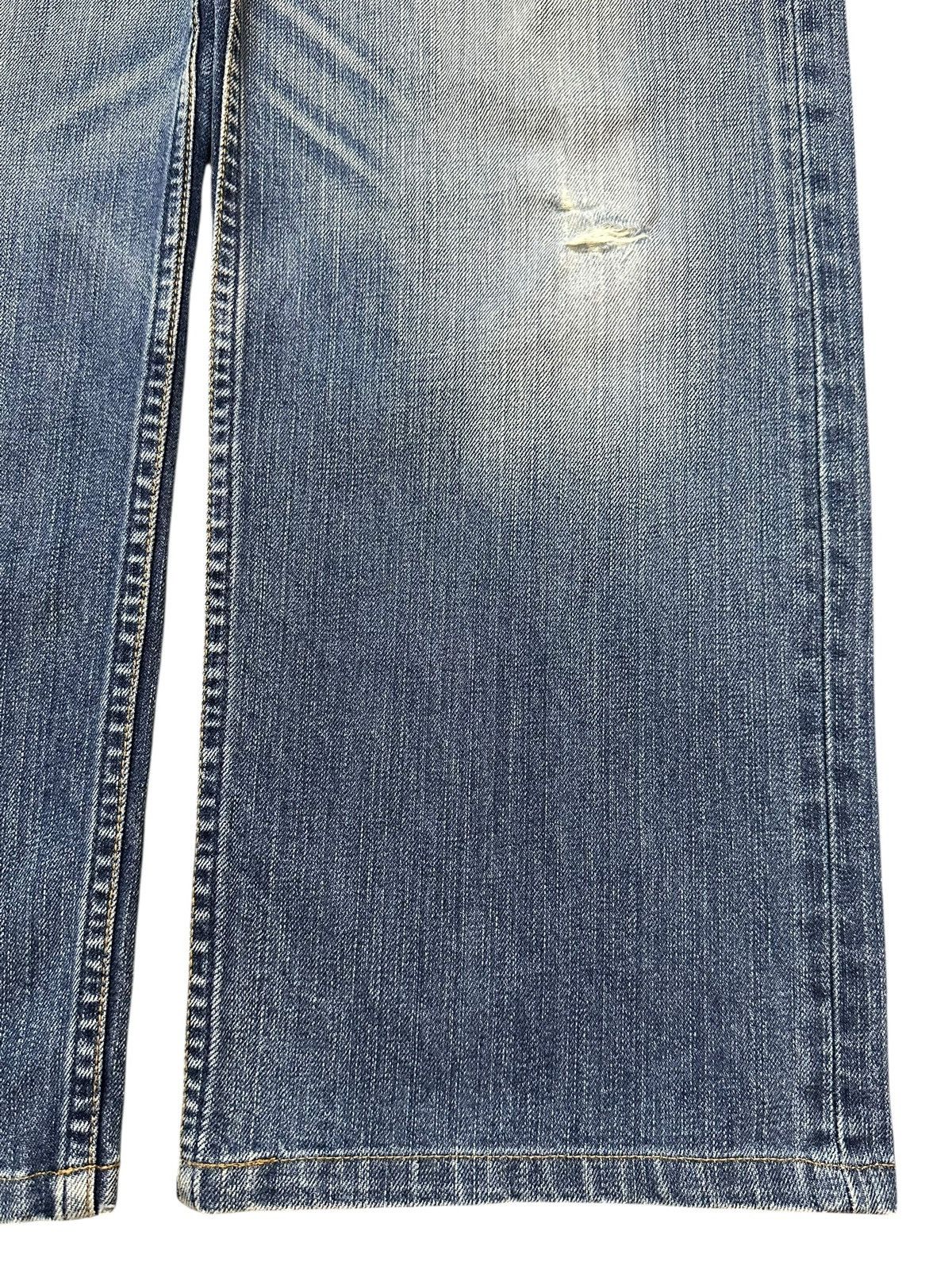 Levi's Vintage 90s Levis 534 Blue Faded Wash Distress Baggy Jeans Size US 33 - 8 Thumbnail
